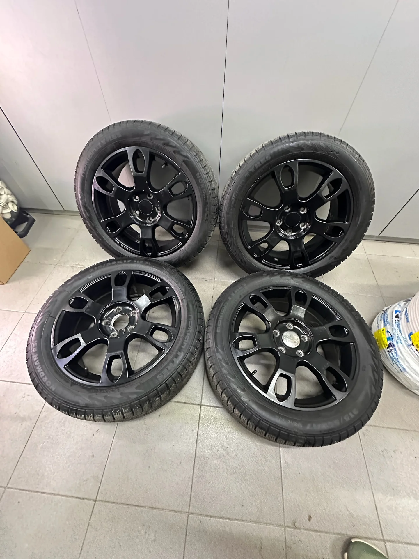 Колеса Ikon Tyres Nordman RS2 215/55 R17 - миниатюра 9