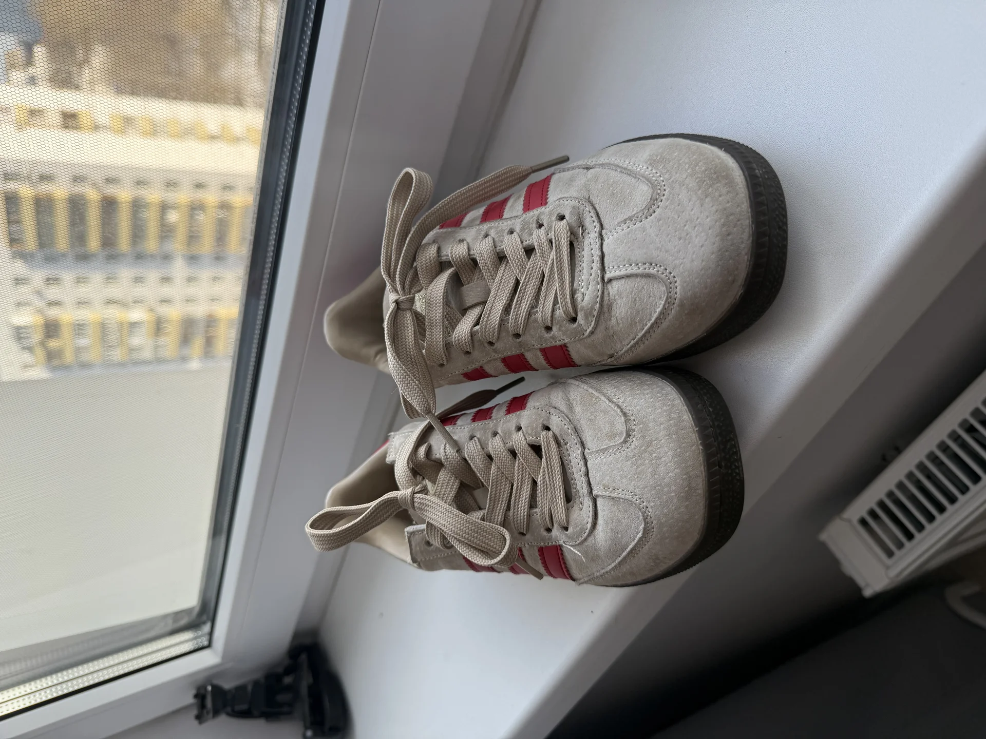 Кроссовки Adidas Spezial, размер 37 - изображение 1