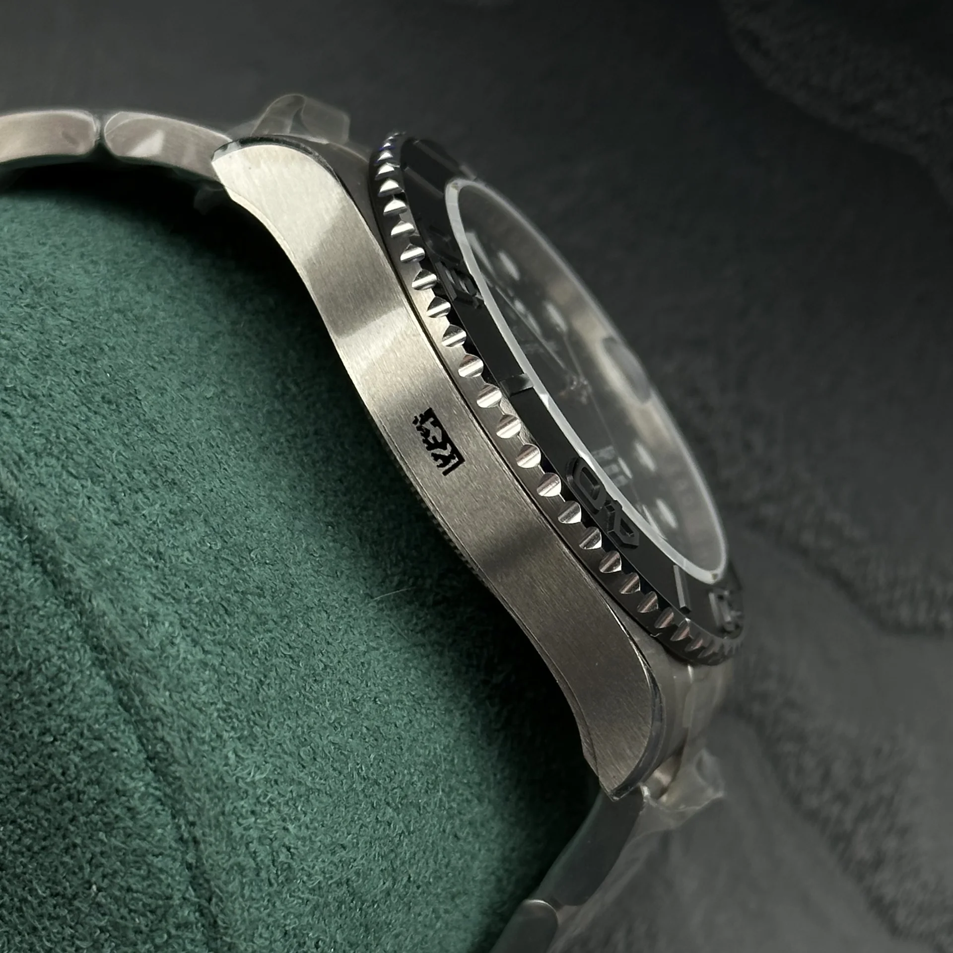 Часы Rolex Yacht-Master RLX Titanium 42MM - миниатюра 2