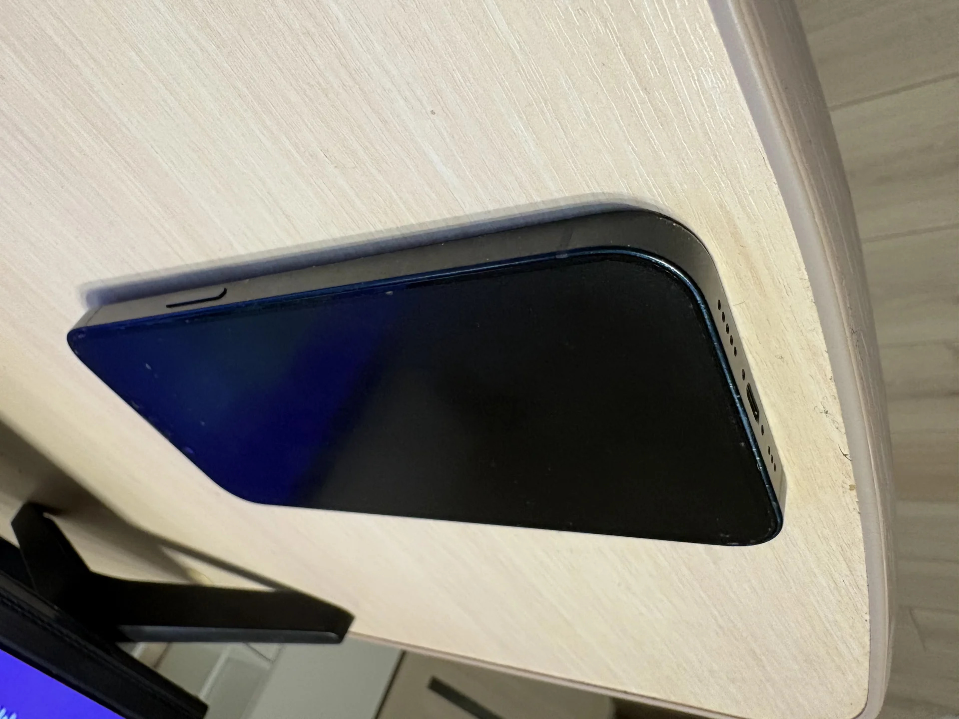 iPhone 14 128gb - миниатюра 3