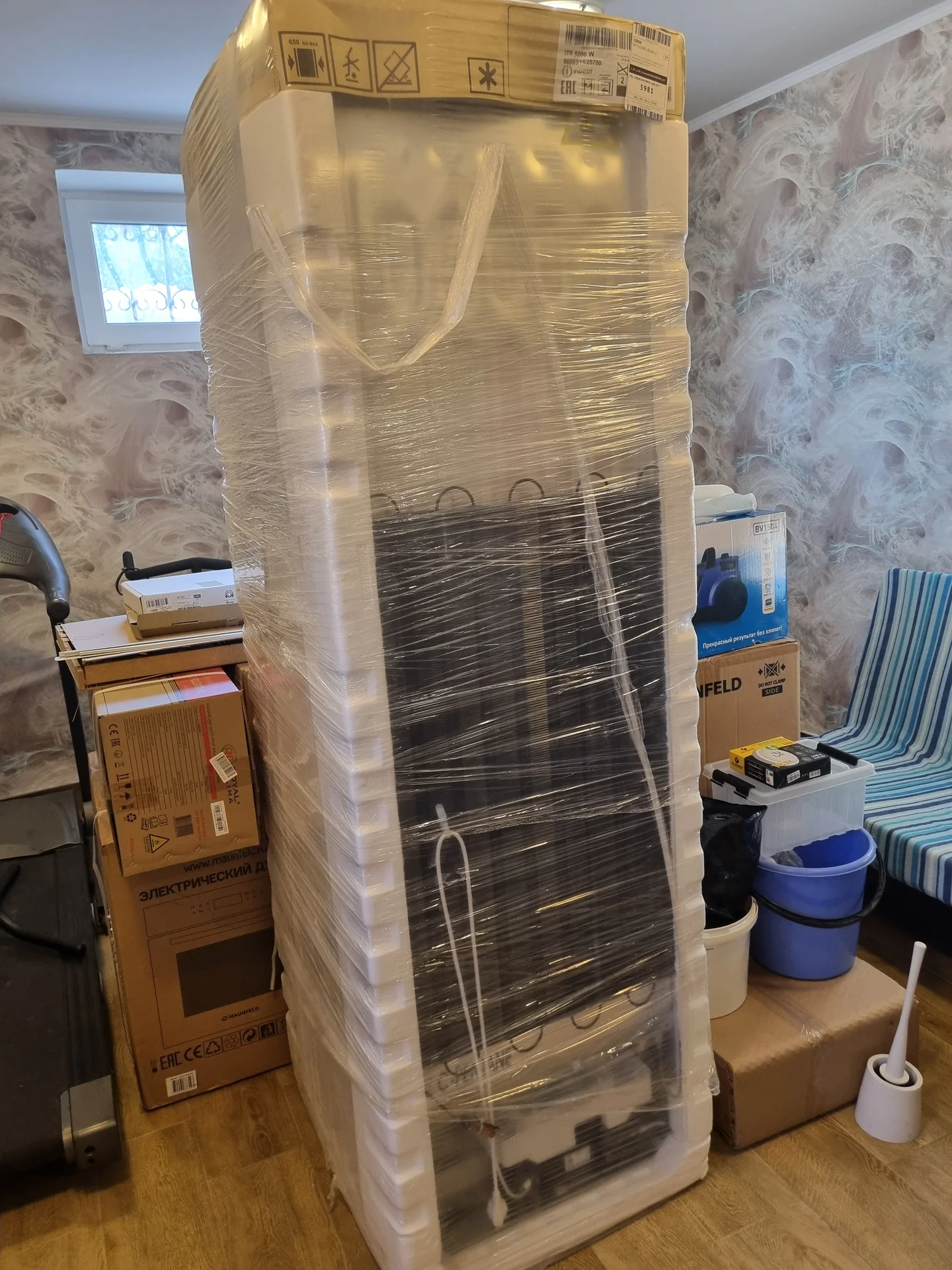 Новый холодильник Indesit ITR 5200 W - миниатюра 3