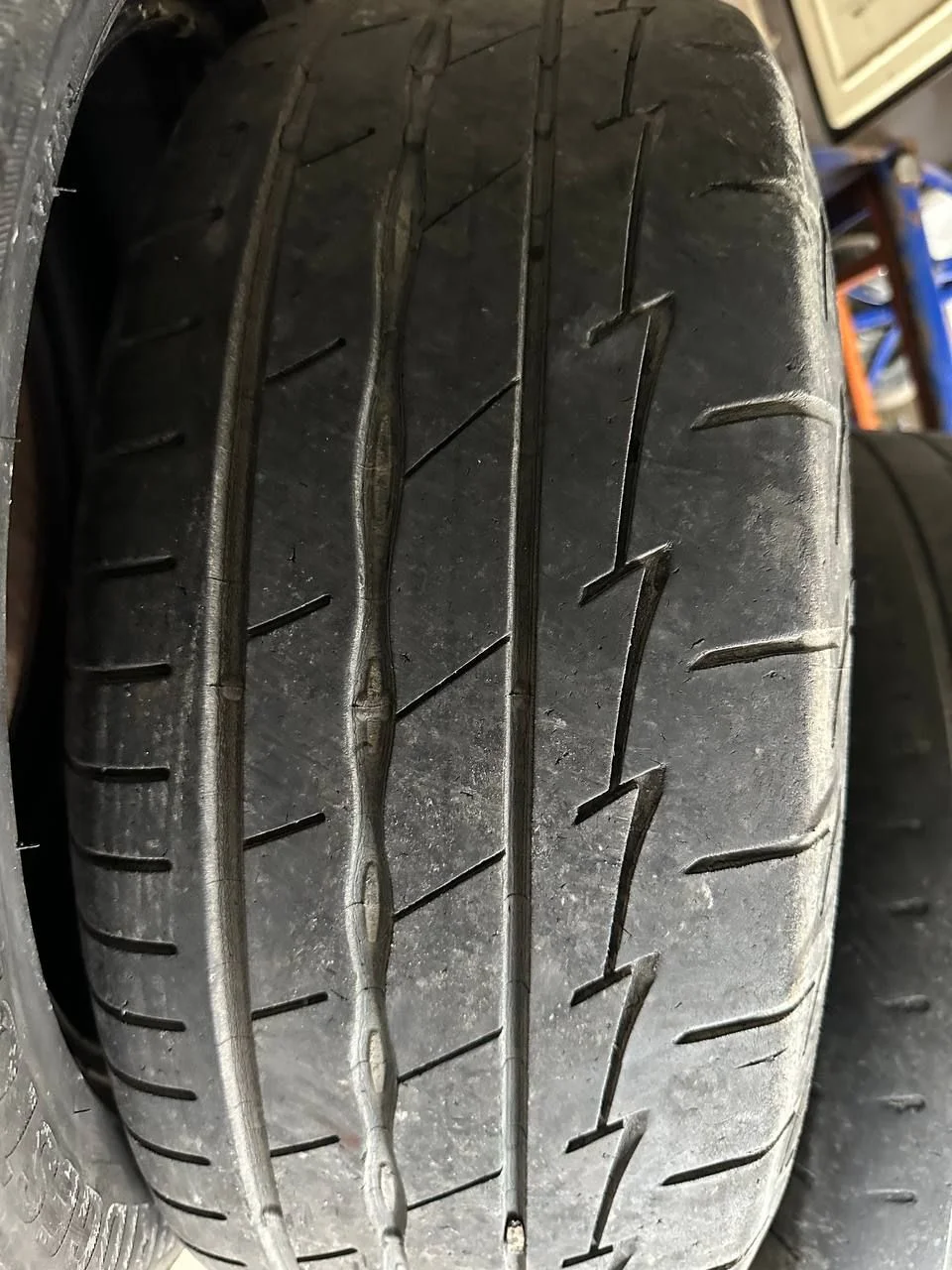 Шины Bridgestone potenza re003 205/55 r16 - изображение 1
