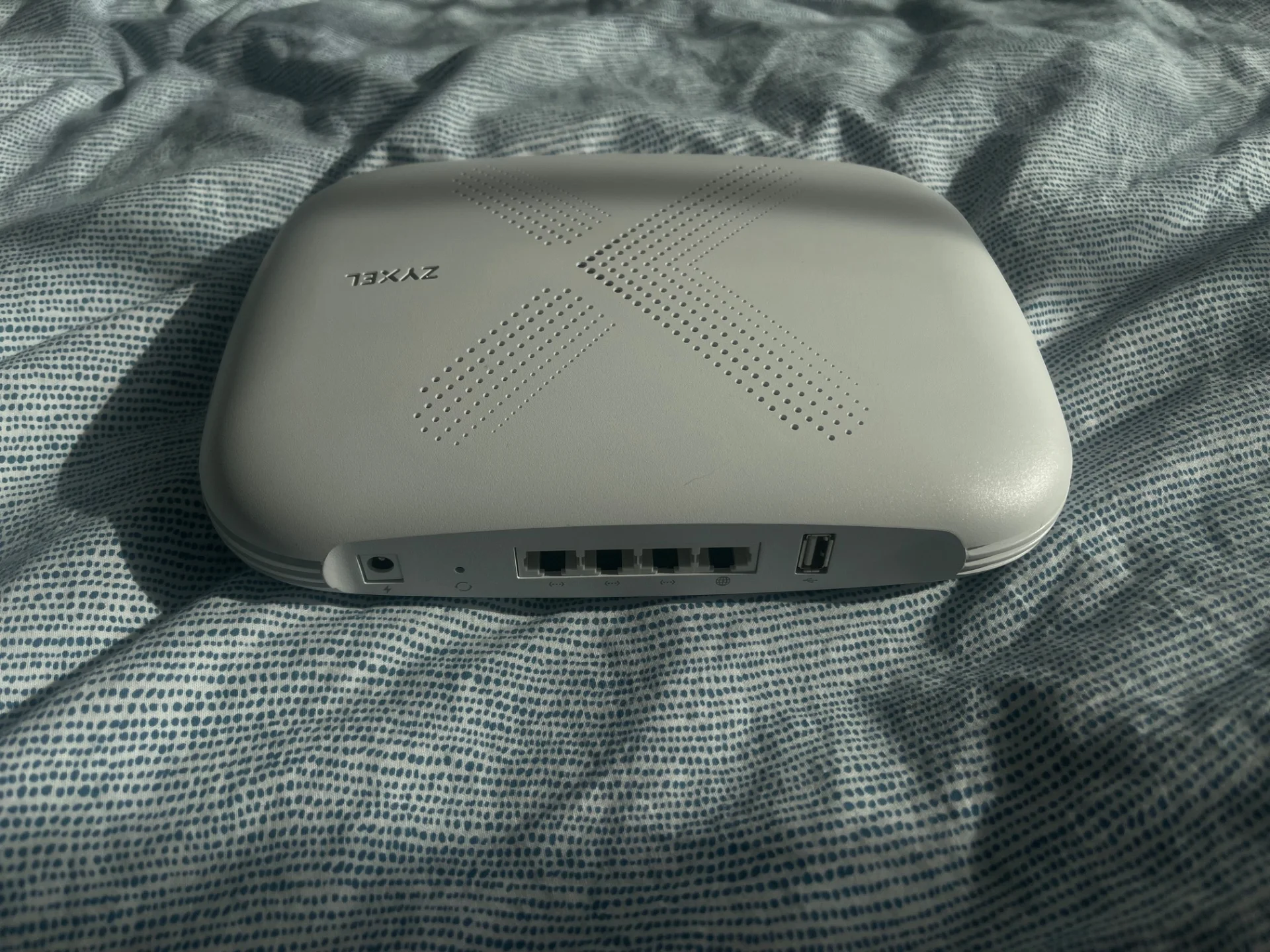 Роутер Zyxel Multy X WSQ50 Mesh - миниатюра 2