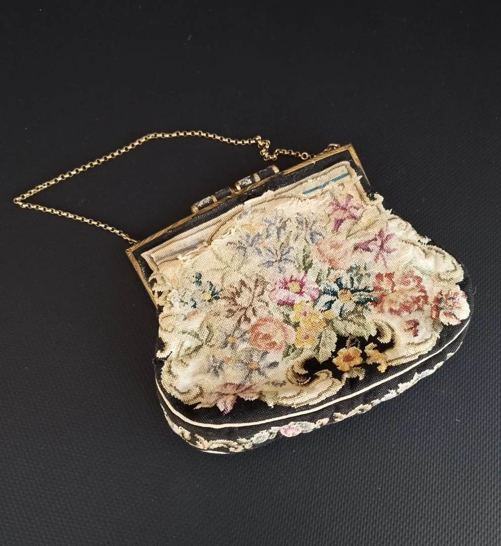 Театральная сумочка антик Франция Petit Point микр - миниатюра 5