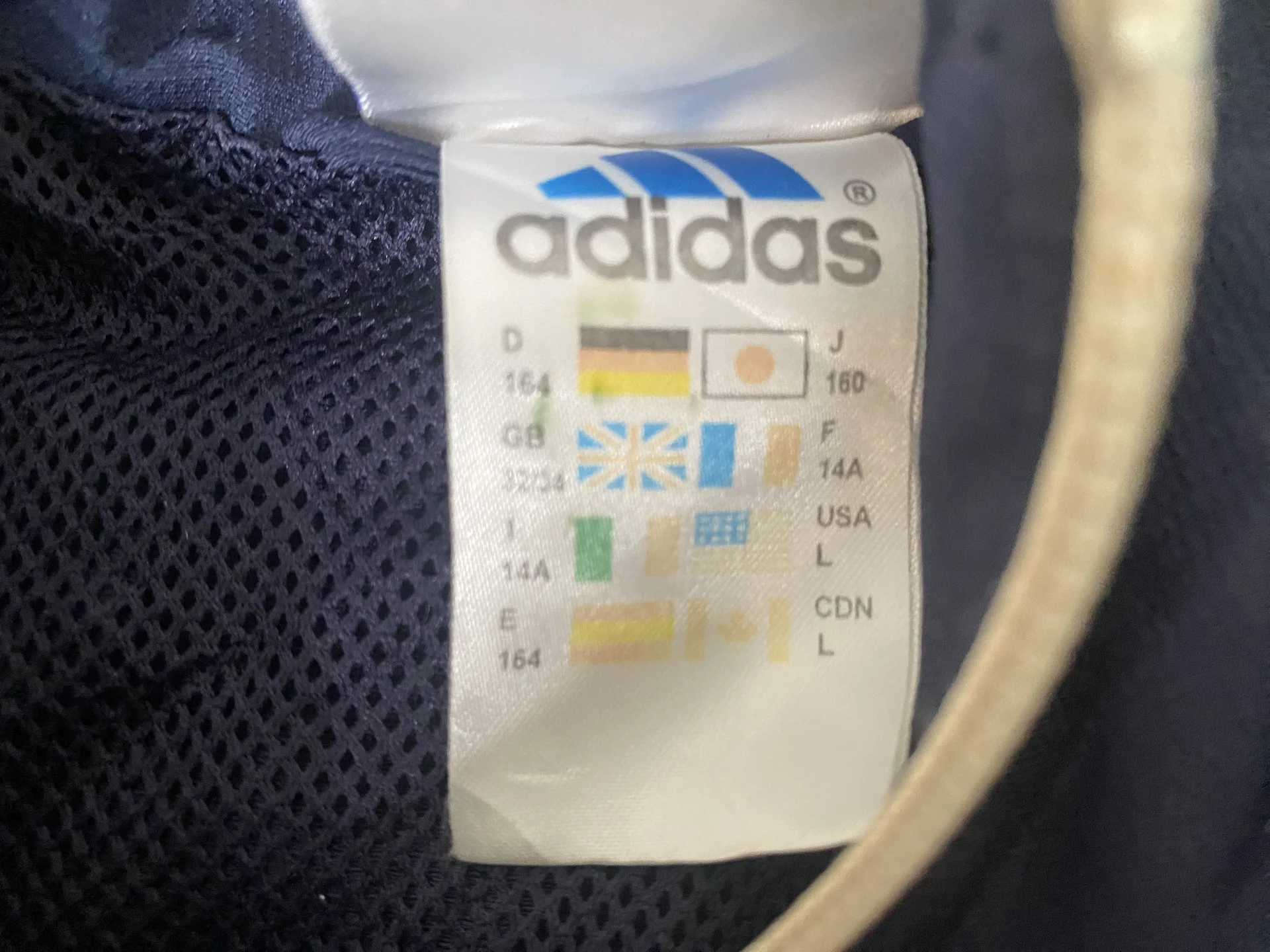 Ветровка adidas originals винтаж - миниатюра 3