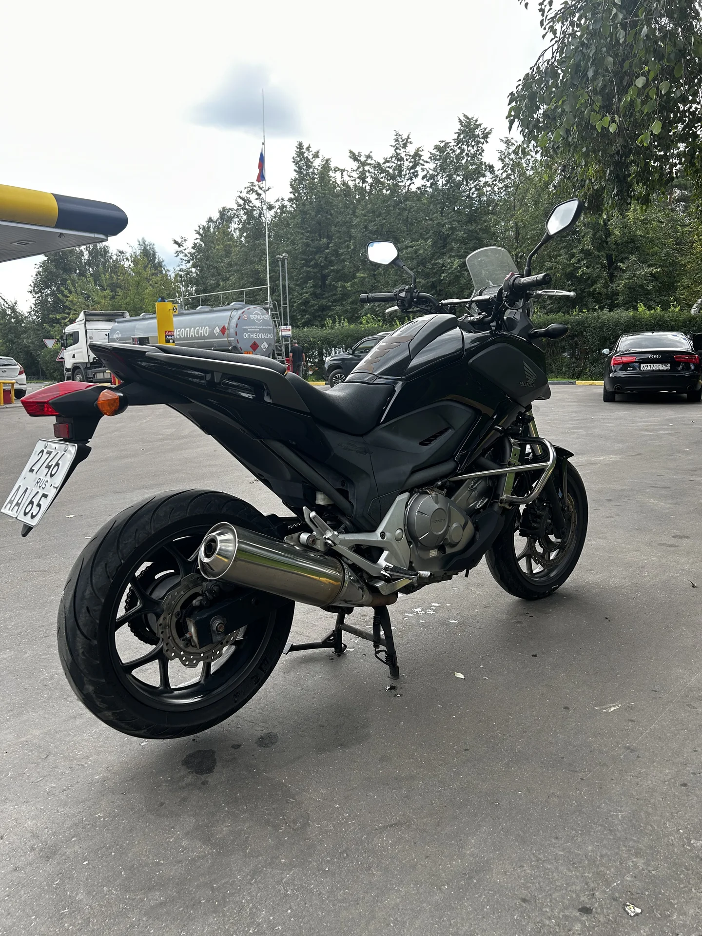 Продаю мотоцикл Honda NC700X - миниатюра 3