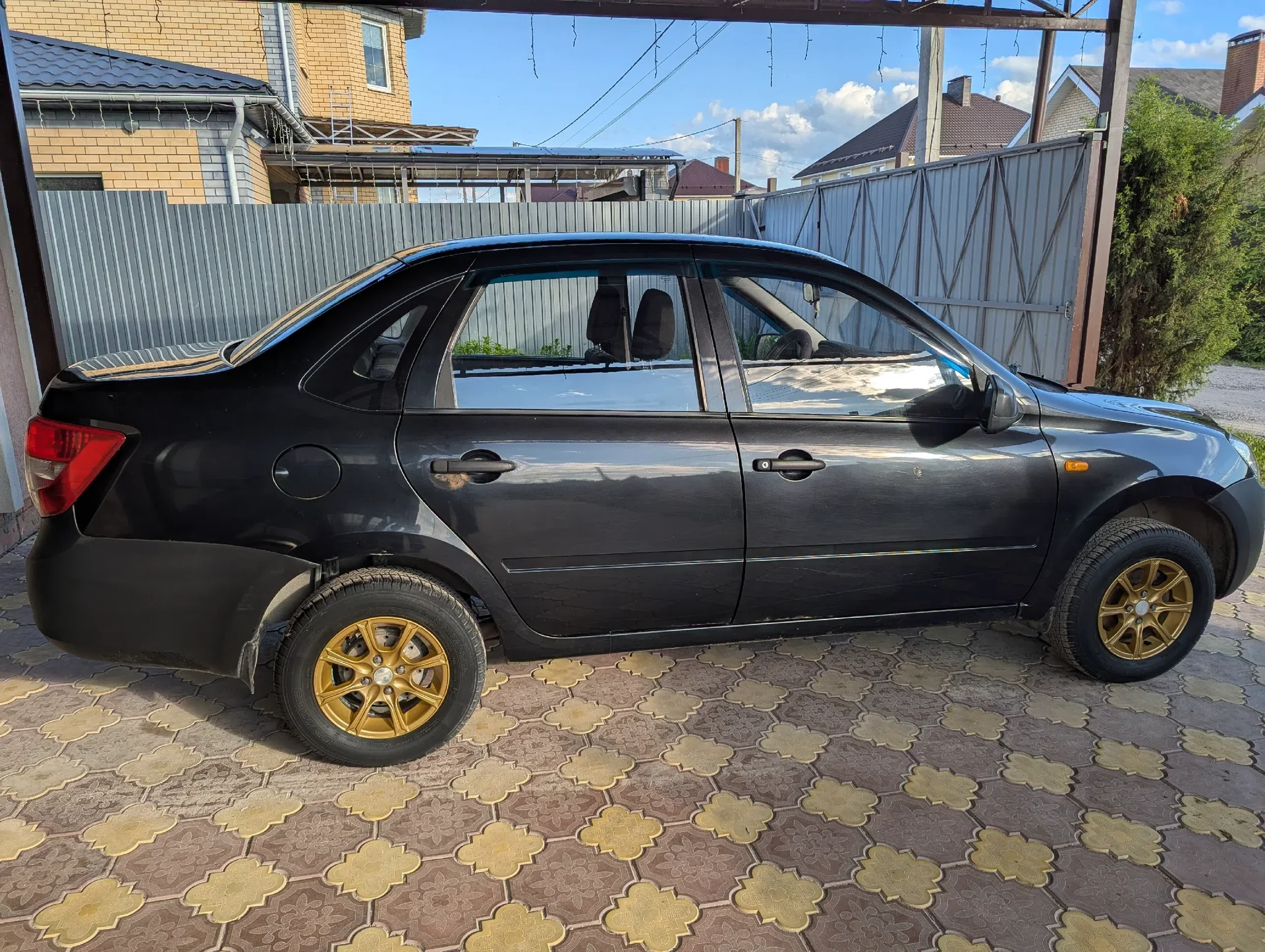LADA GRANTA - миниатюра 4