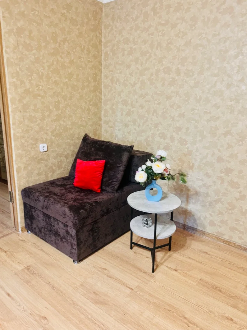 2-к квартира р-н Самолет - миниатюра 11