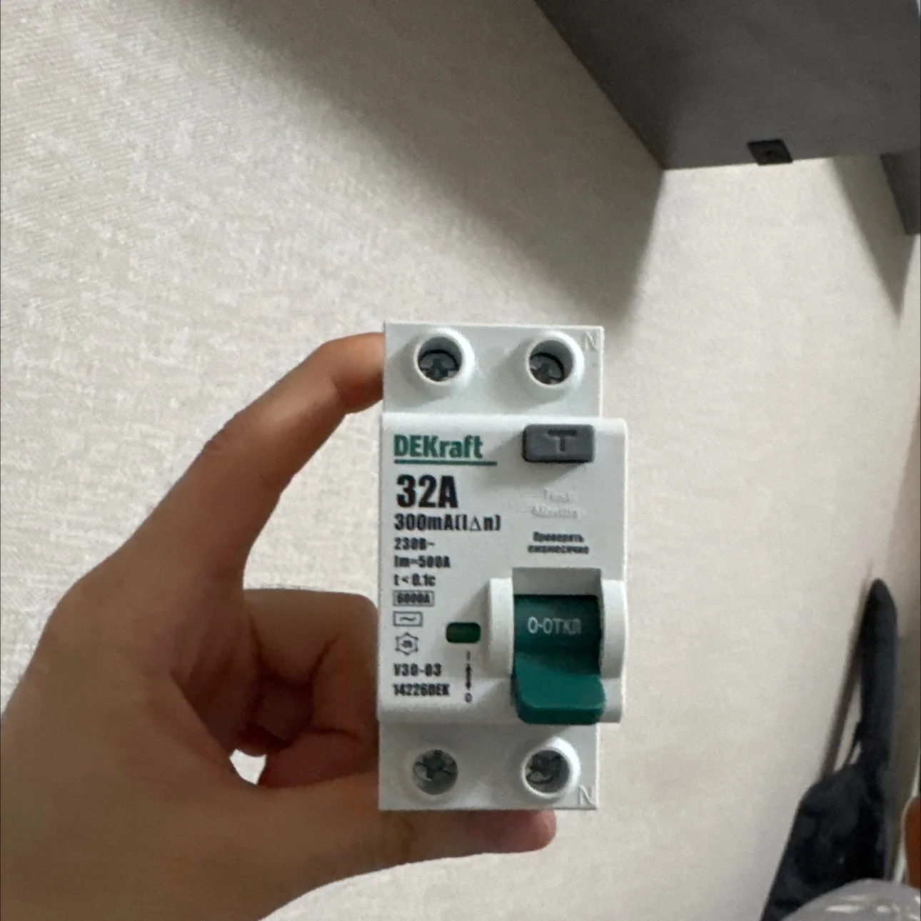 У30 Dekraft У30-03 32A 1P+N тип АС 30 мА 6 KA комп