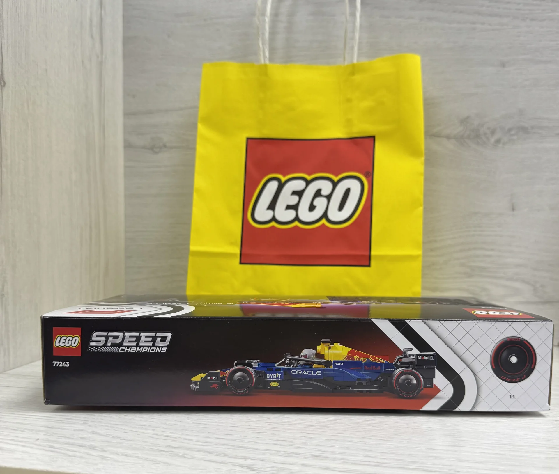 Lego red bull formula 1 77243 - миниатюра 5