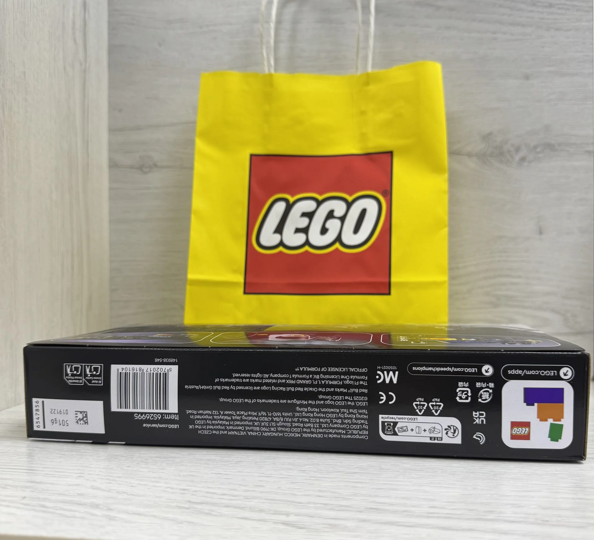 Lego red bull formula 1 77243 - миниатюра 6