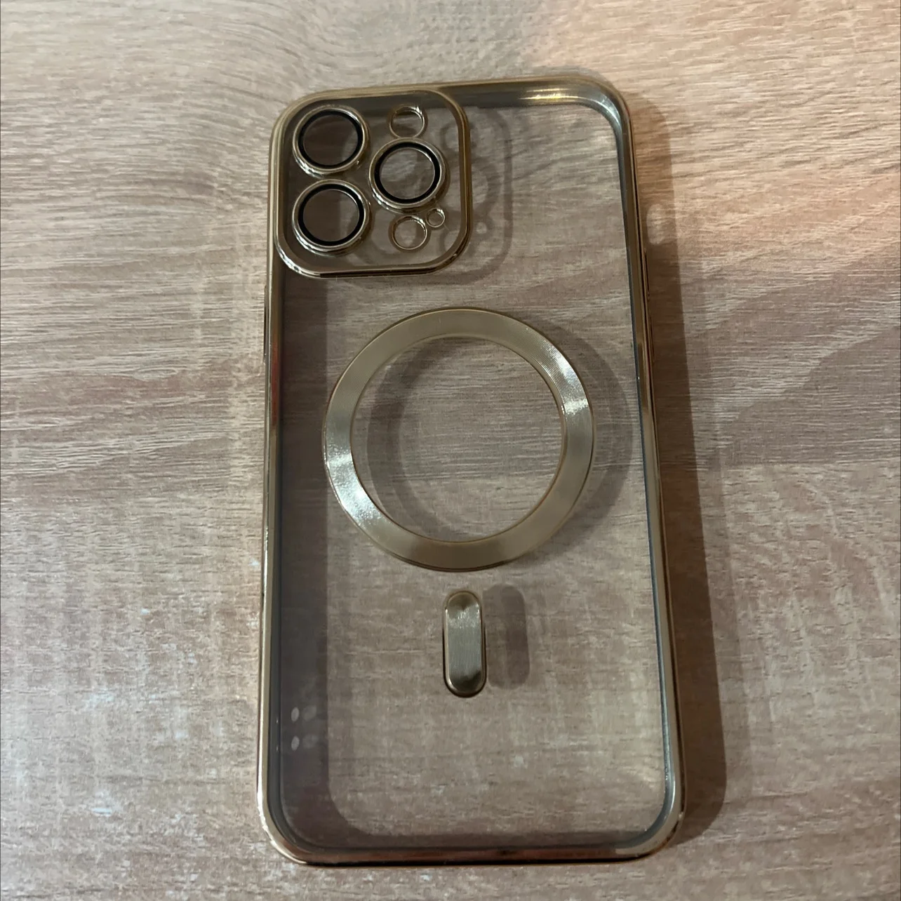 Чехлы на  iPhone 13 Pro Max - миниатюра 4