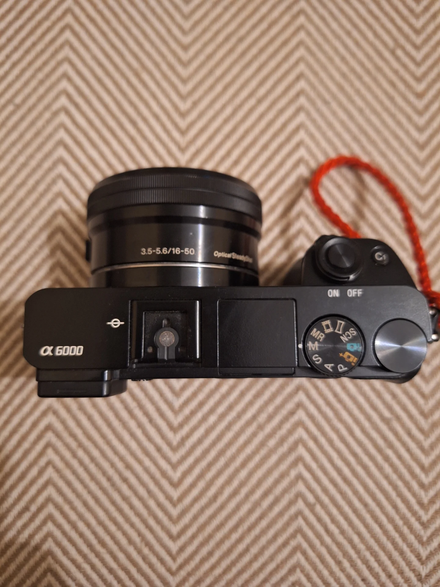 Sony a 6000 - миниатюра 2