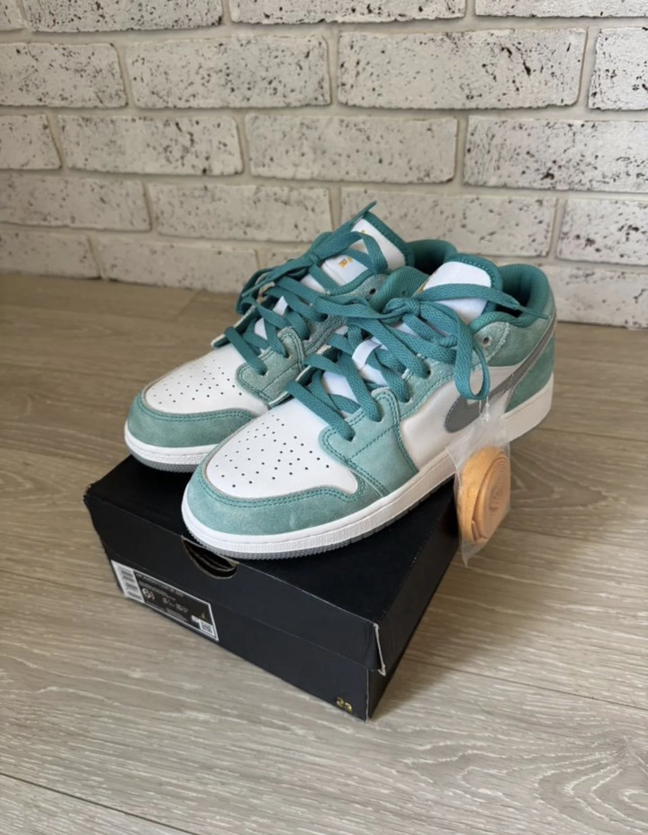 Кроссовки Nike Air Jordan 1 - изображение 1