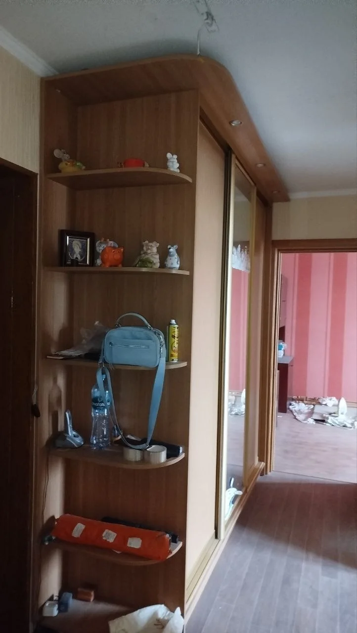 Продаю 2-х комнатную квартиру на Октябрьском в Донецке - миниатюра 9