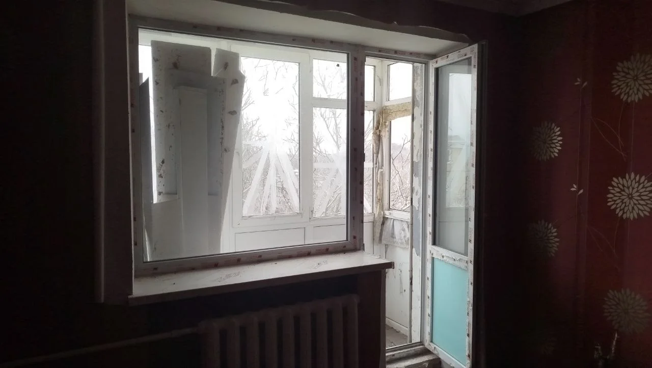 Продаю 2-х комнатную квартиру на Октябрьском в Донецке - миниатюра 15