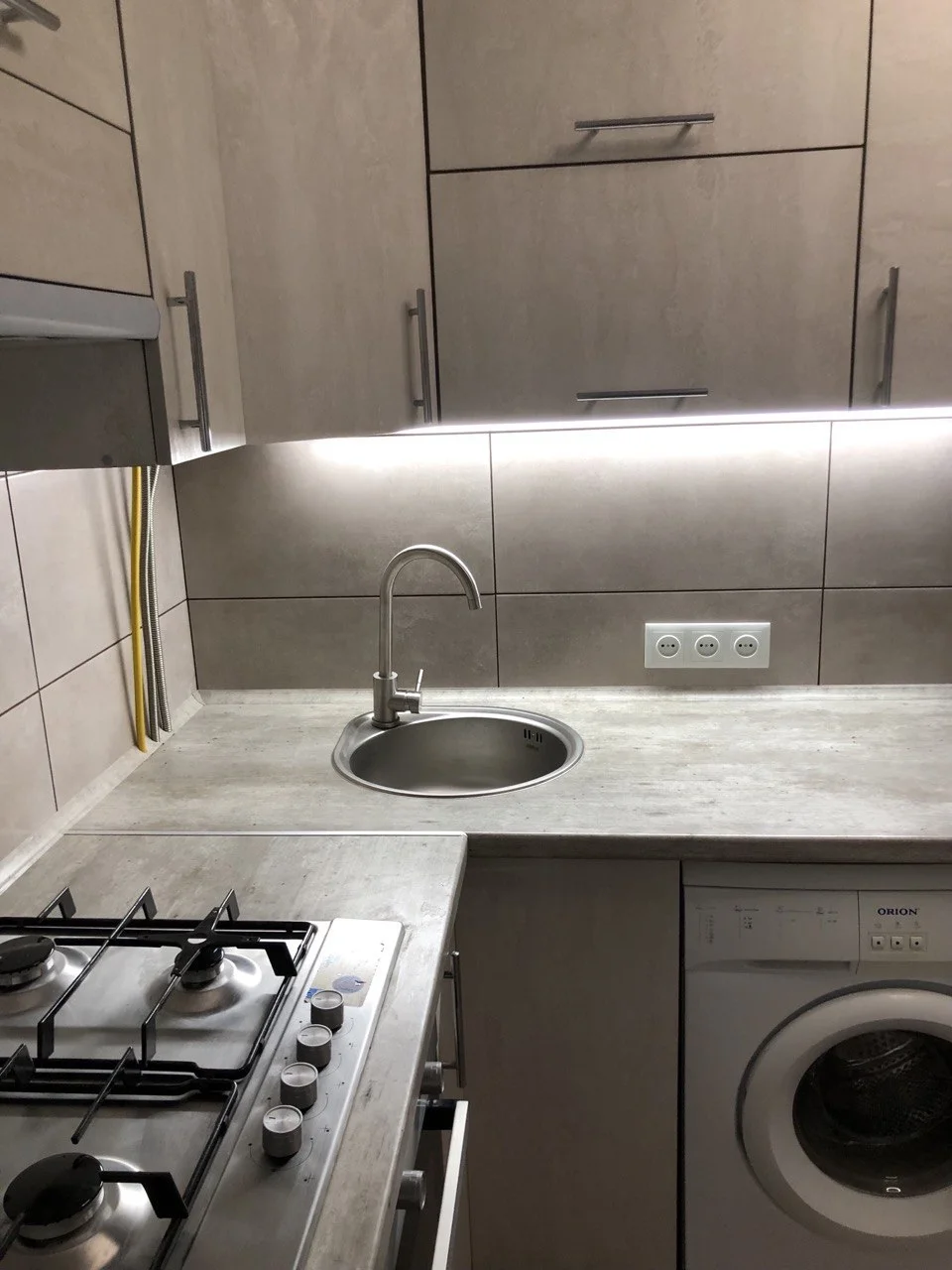 Продам 1но комнатную квартиру в центре Донецка - миниатюра 3
