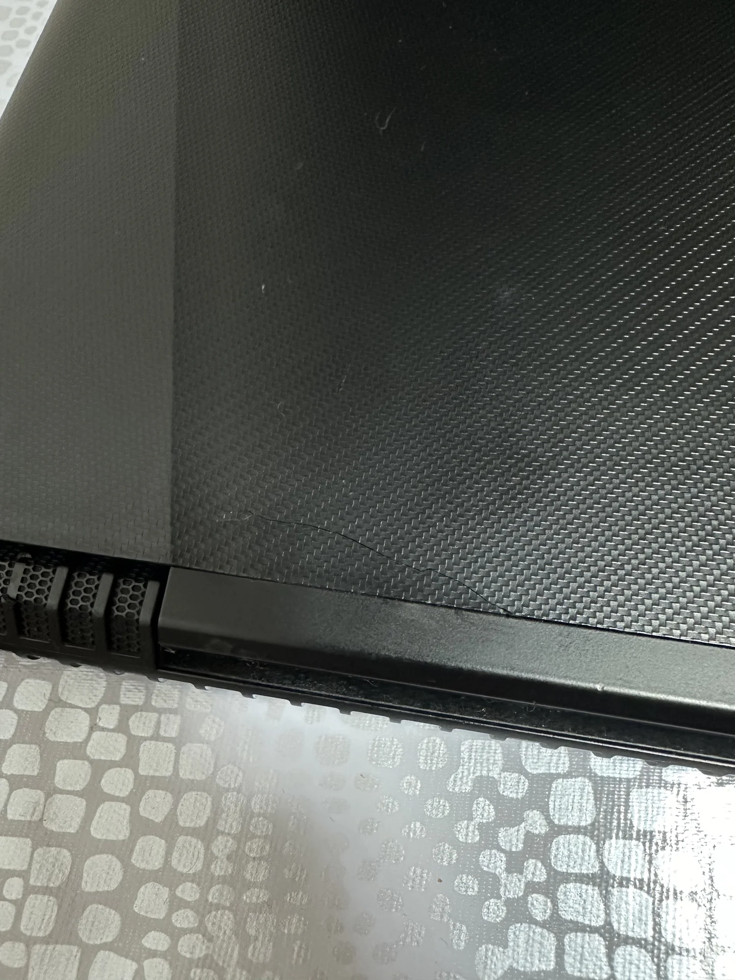 Ноутбук Lenovo Y520-15ikbn игровой - миниатюра 4
