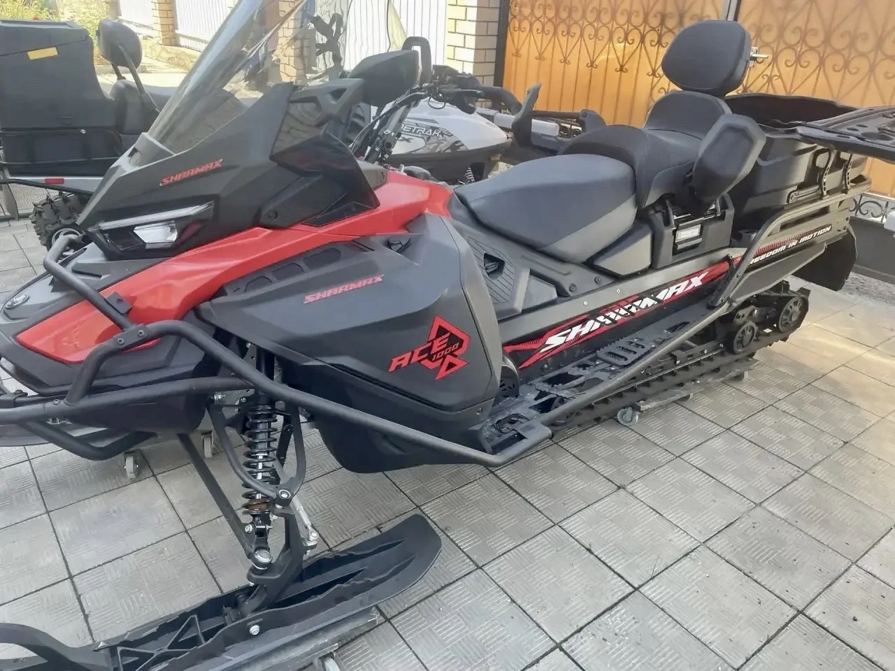 Снегоход Sharmax Ace 1000 - миниатюра 2