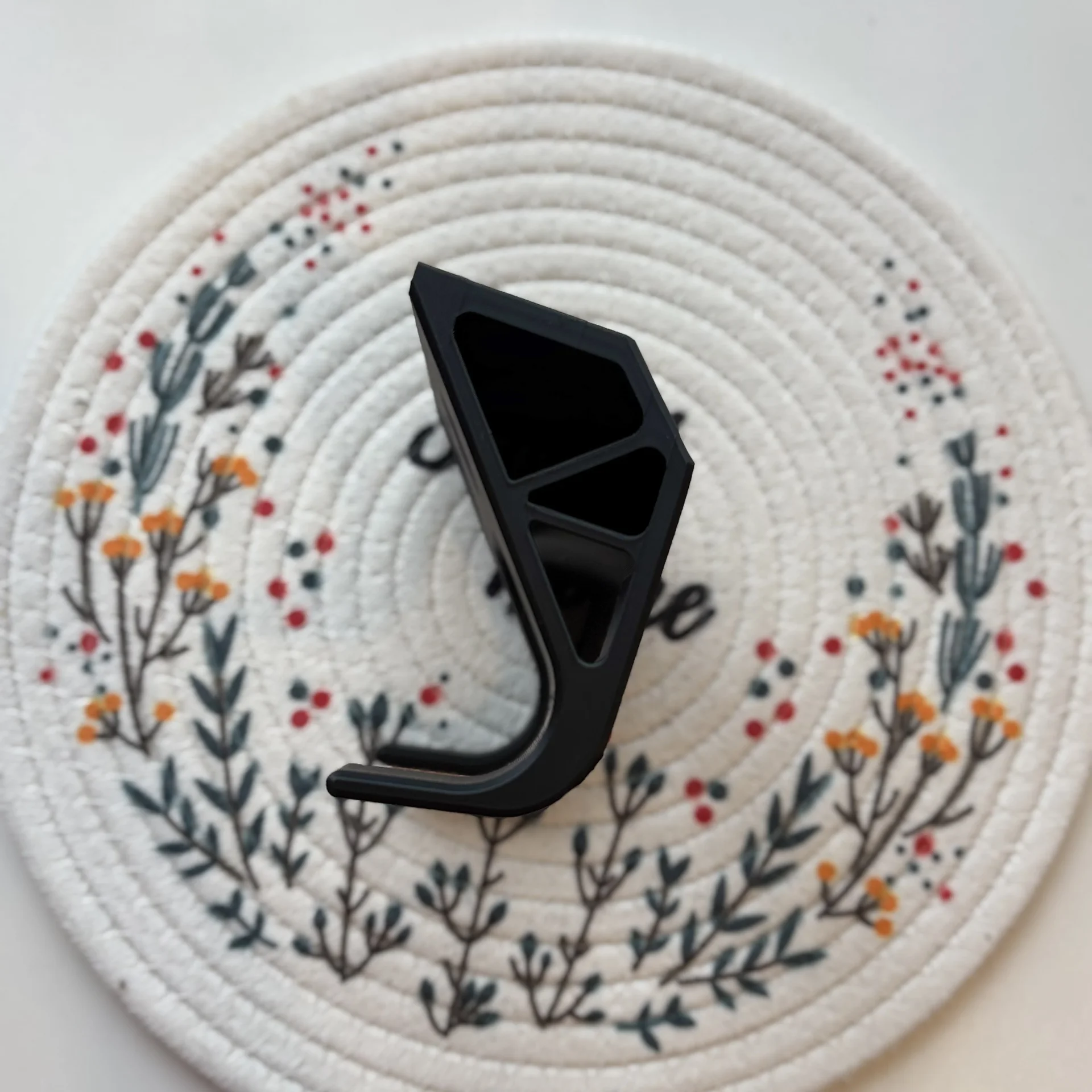 Крепление для скейтборда на стену - миниатюра 2
