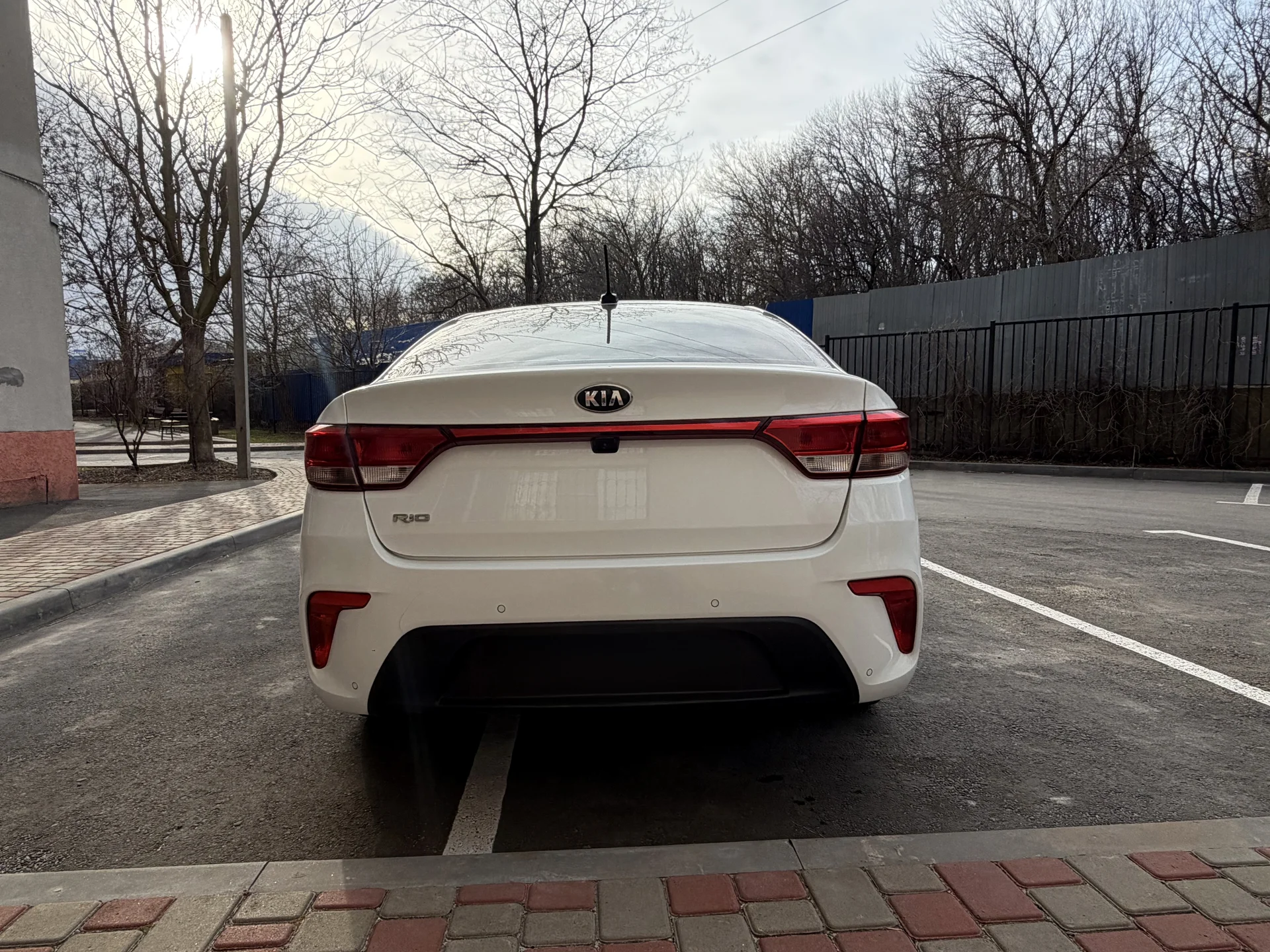 Продам Kia Rio - миниатюра 4