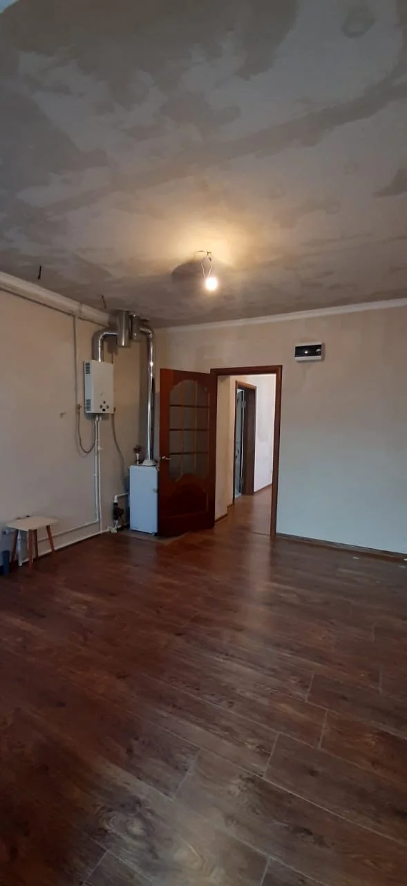 Продажа 2 х комнатной квартиры - миниатюра 8