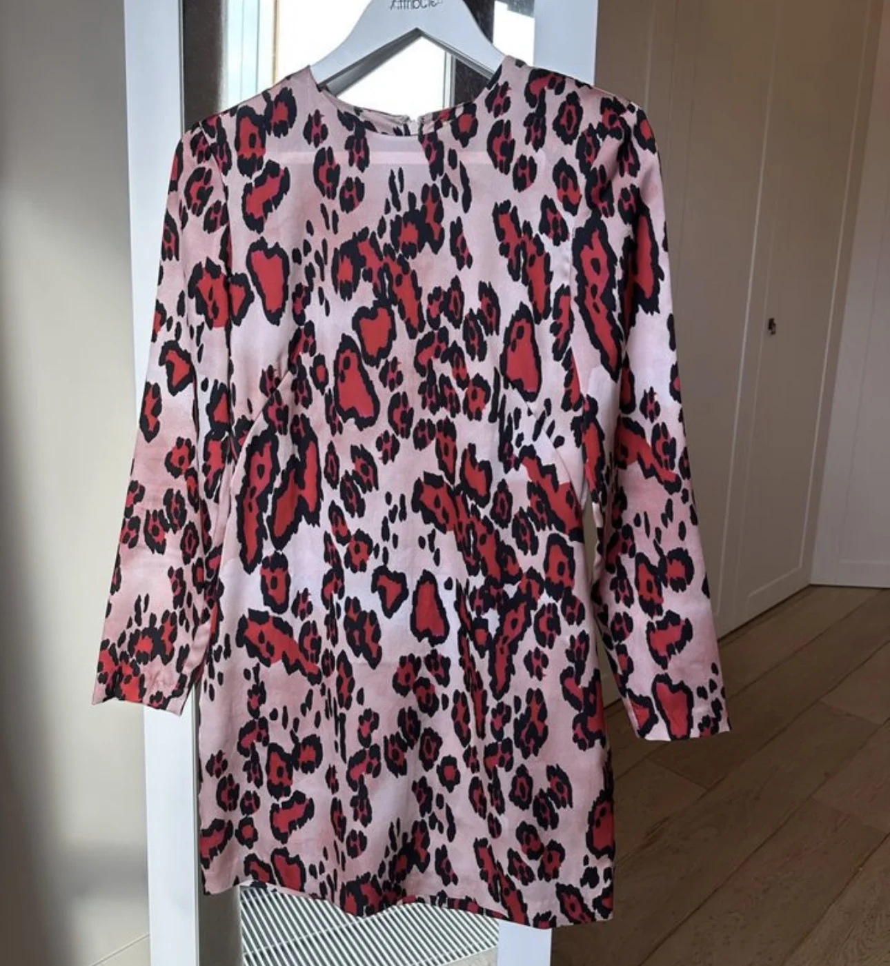 Платье H&M - изображение 1