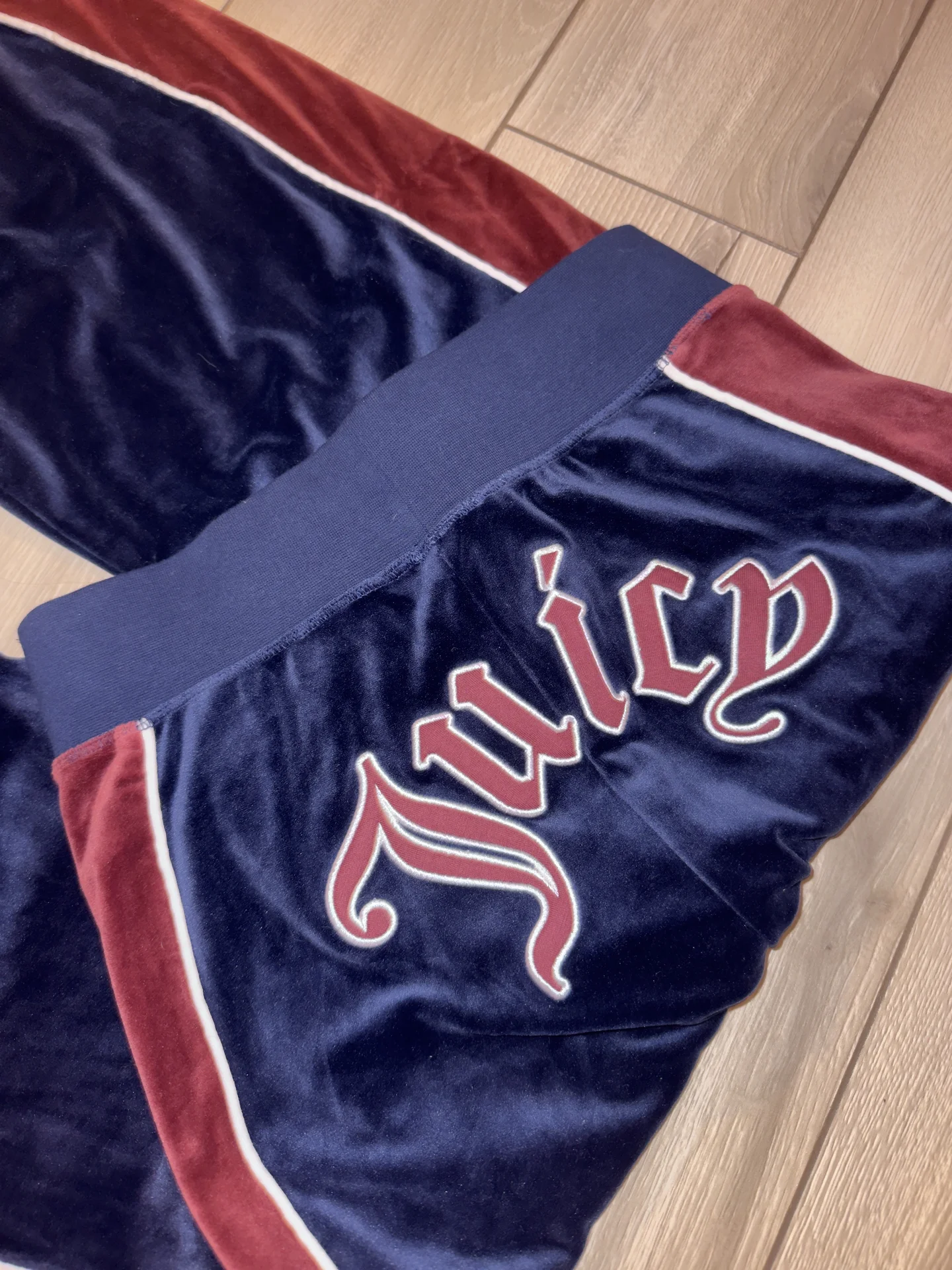 Juicy Couture - миниатюра 4