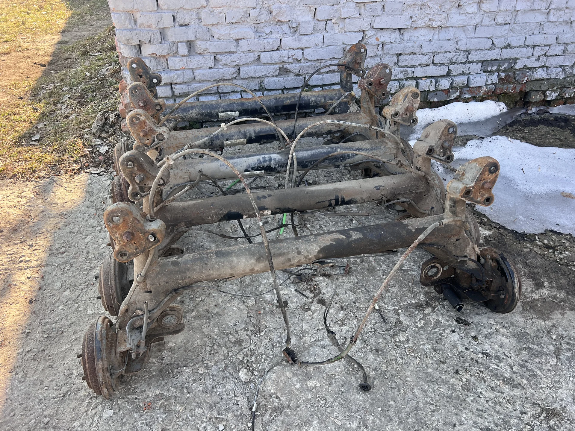 Задняя балка в сборе Ford Fusion - миниатюра 2