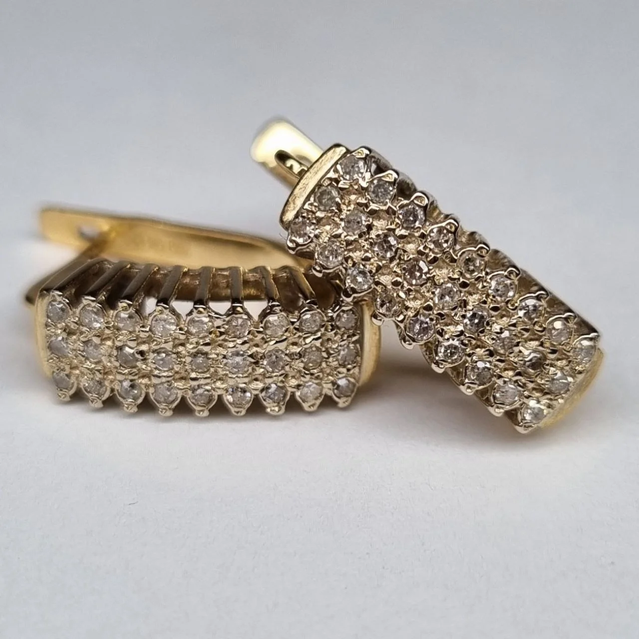 Золотые серьги 585* и 500* пробы с бриллиантами 0,43ct. Золото желтое, проба Россия - изображение 1