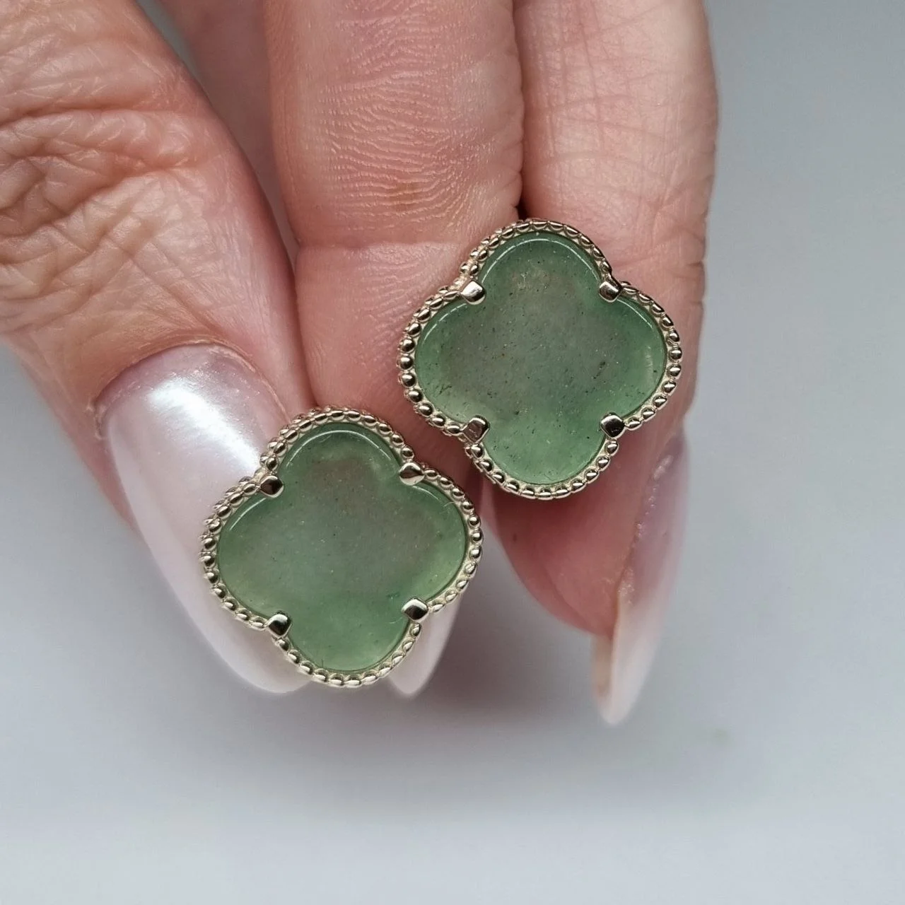 Золотые серьги в стиле "VAN CLEEF" 585* пробы с агатами. - миниатюра 4
