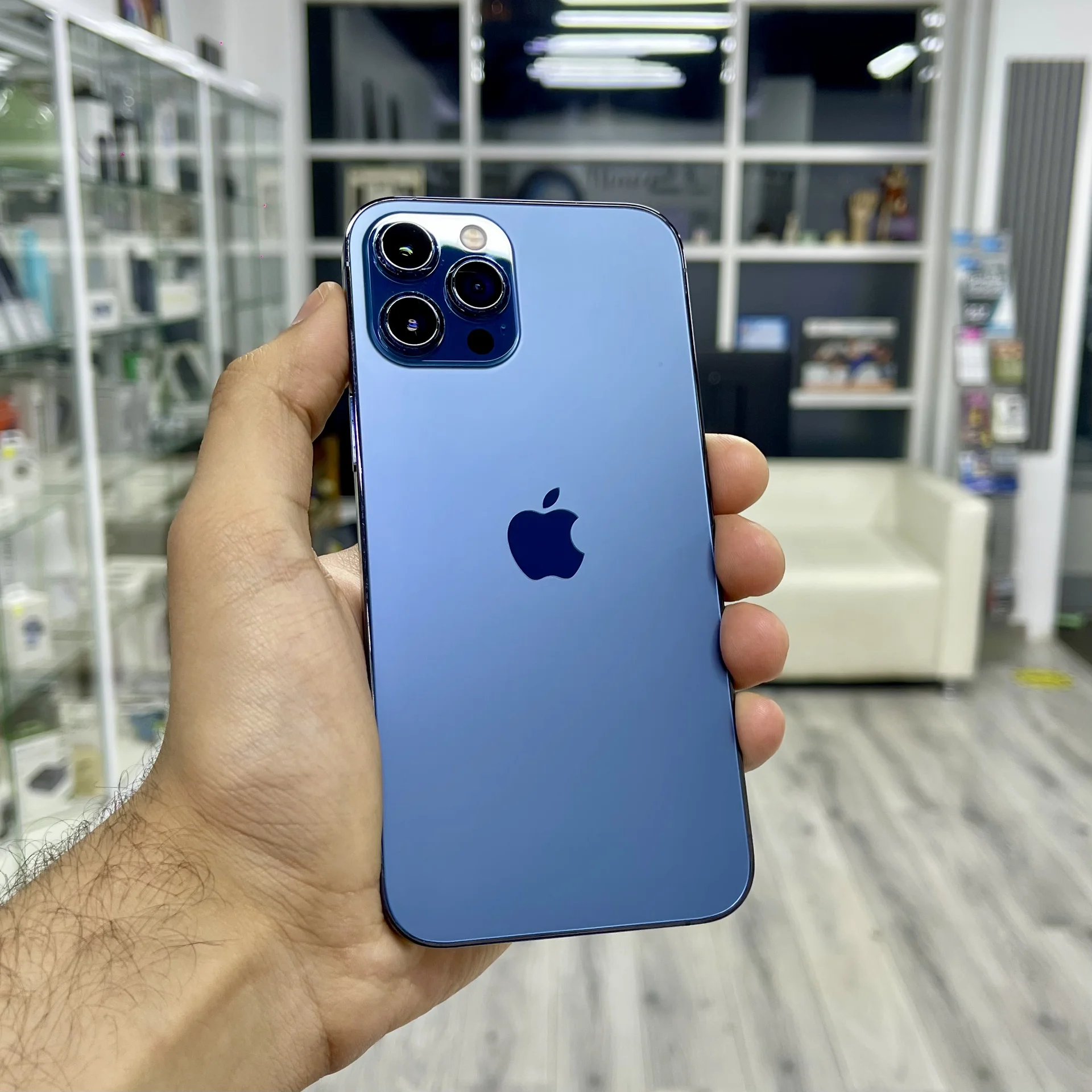 iPhone 12 Pro Max, 256gb, SIM + eSIM - миниатюра 2