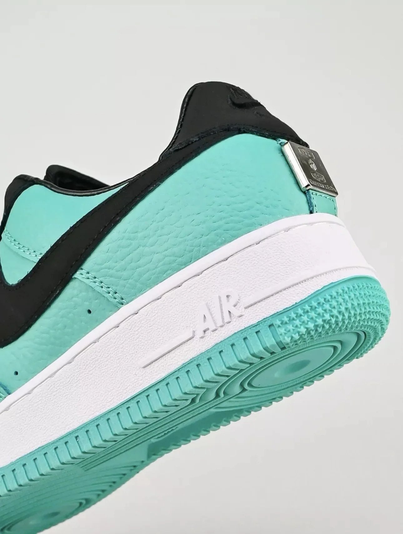 Nike Air Force 1 Low Tiffany & Co. «1837» - миниатюра 8