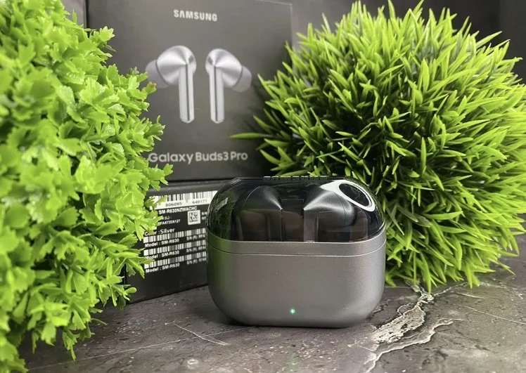 Наушники Samsung Galaxy Buds 3 Pro - изображение 1