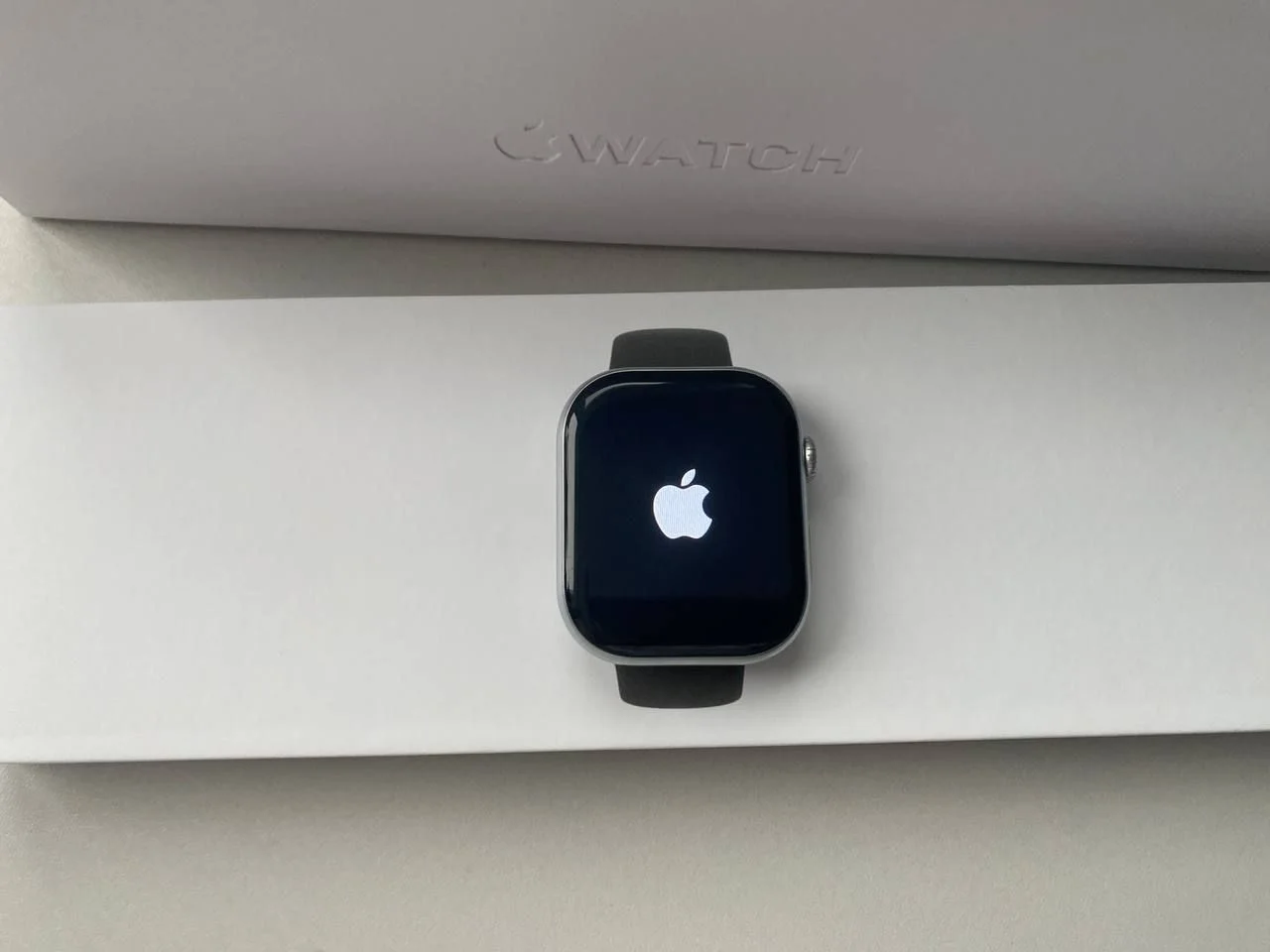 Apple Watch 11 Premium - миниатюра 2