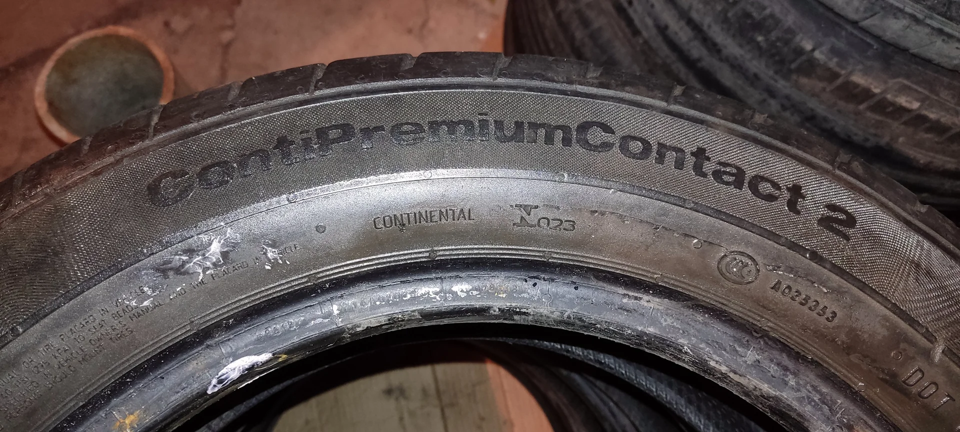 Continental ContiPremiumContact 2 185/60 R15 84H - миниатюра 2
