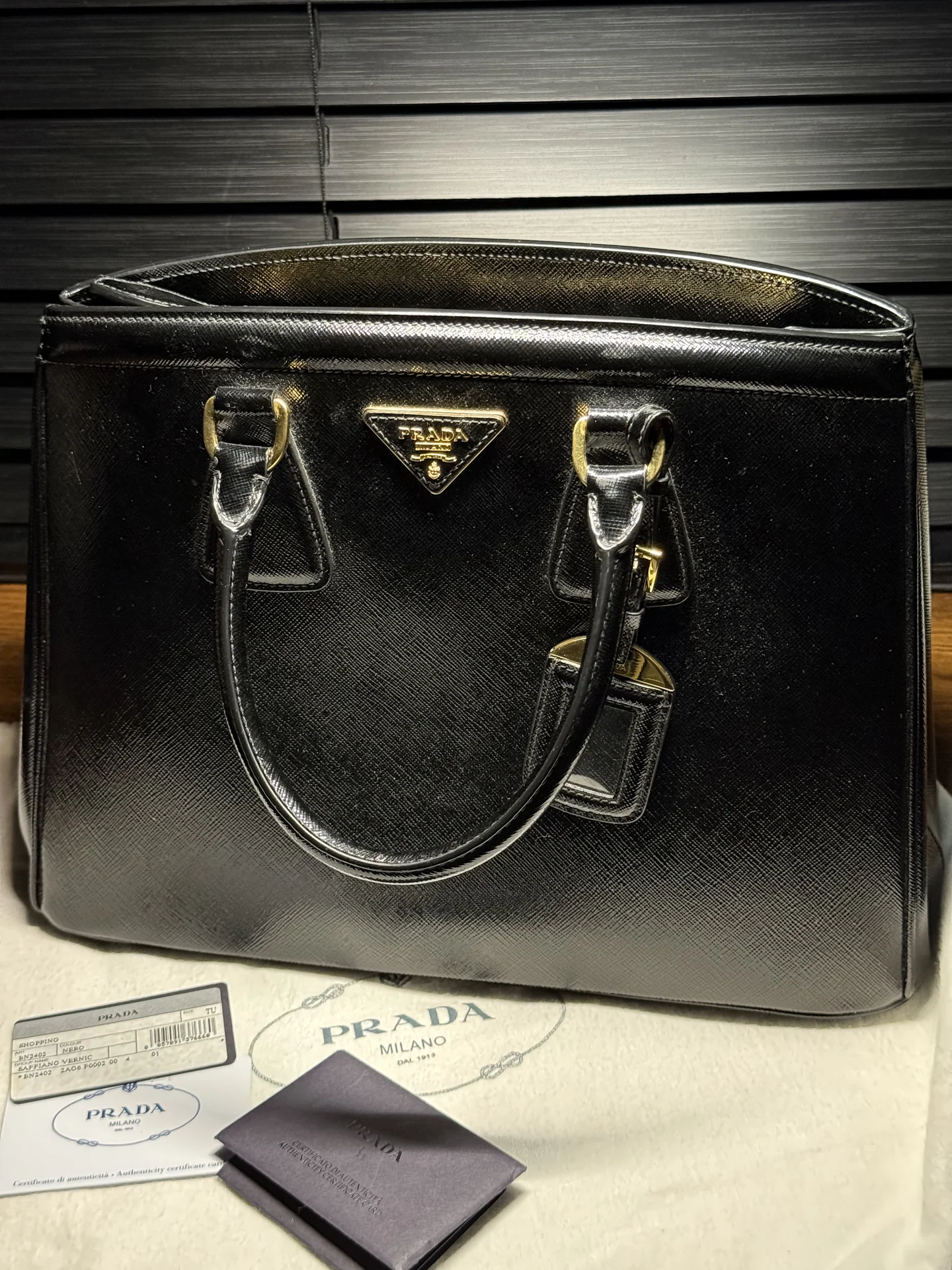 Prada - миниатюра 2