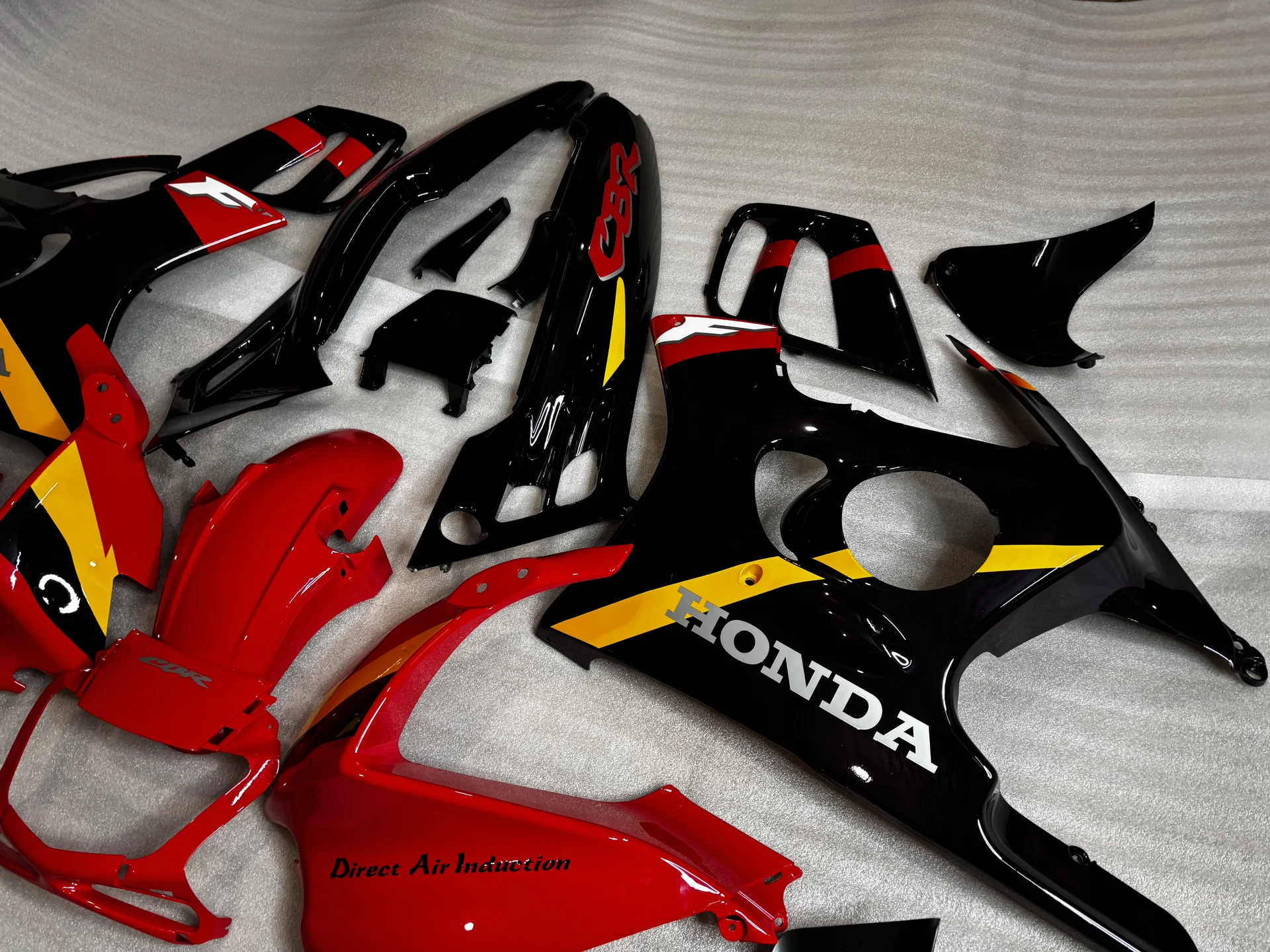 Honda CBR600F3 Комплект пластика - миниатюра 3