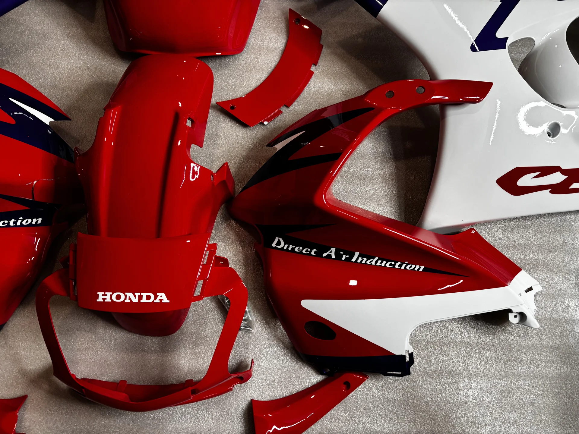 Honda CBR600F3 Комплект пластика - миниатюра 3
