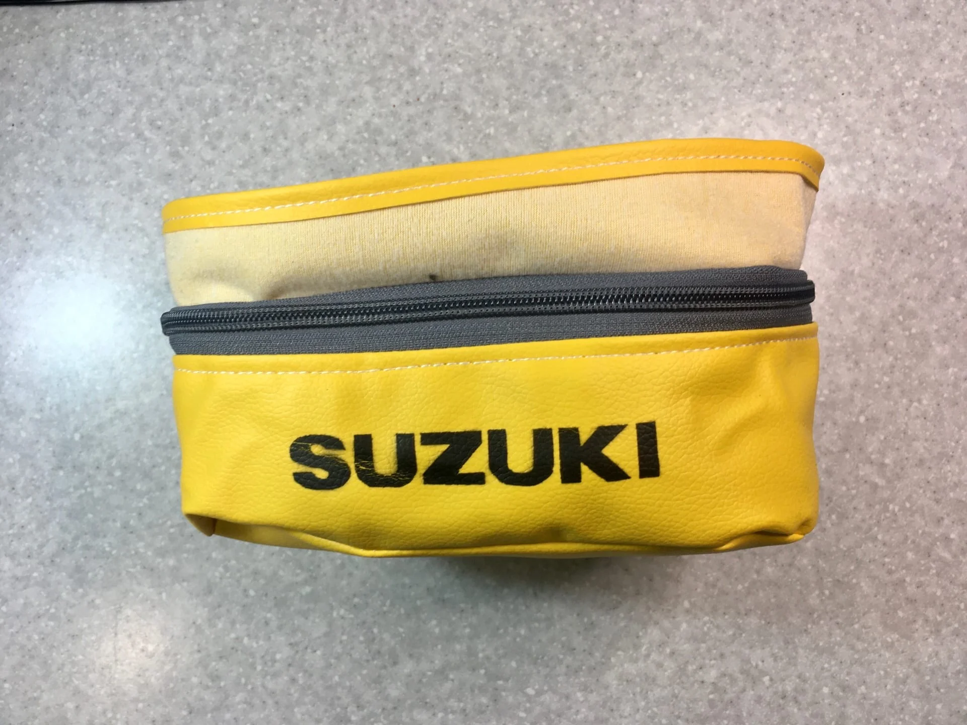 Suzuki Сумка на крыло желтая - миниатюра 7