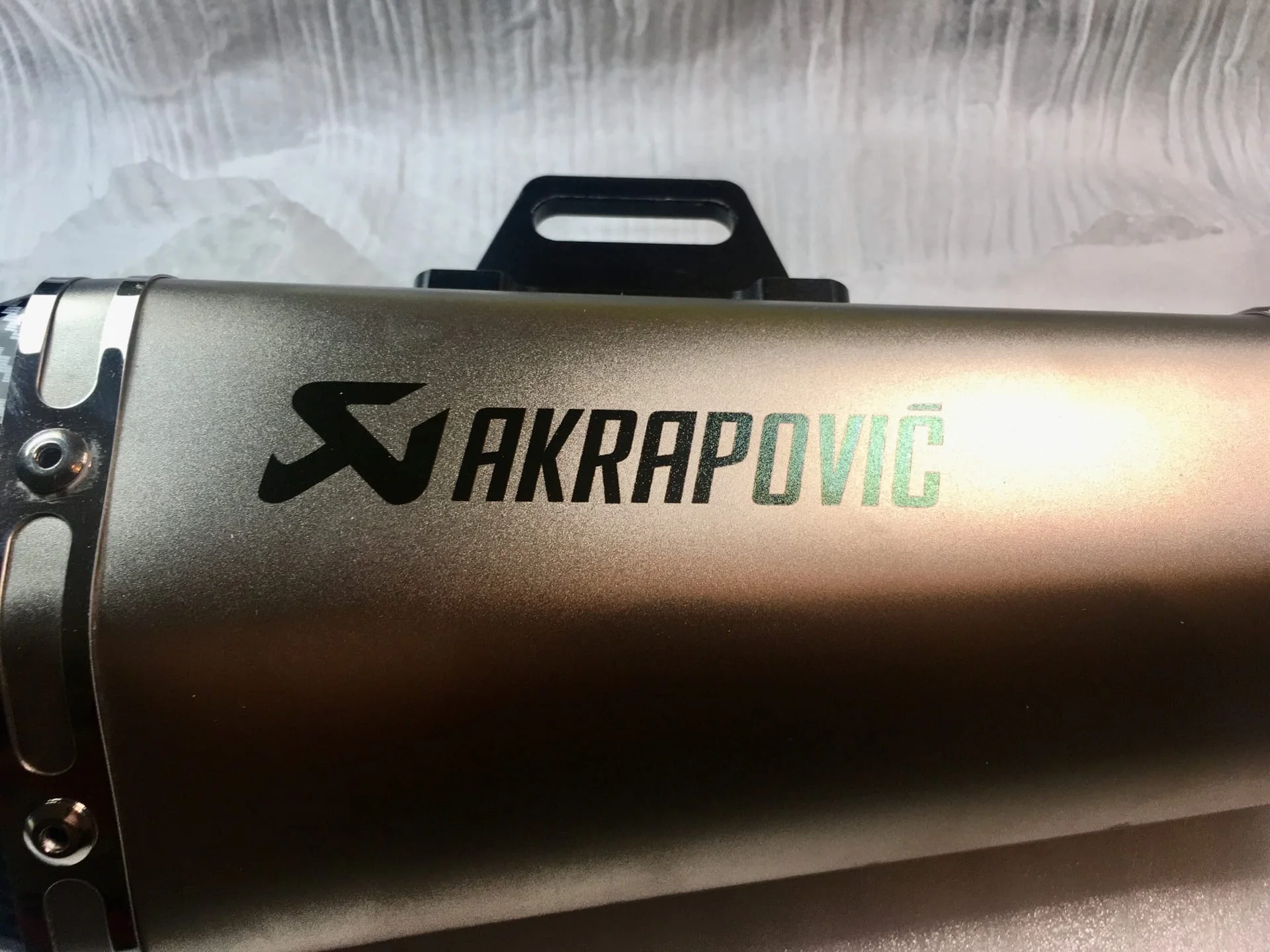 Выхлоп Akrapovic - миниатюра 3