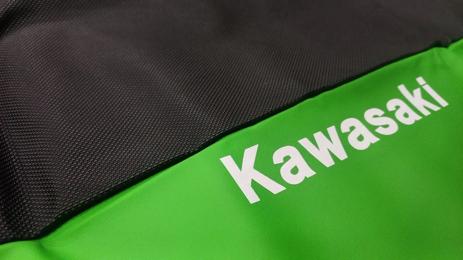 Обивка сиденья Kawasaki - миниатюра 2