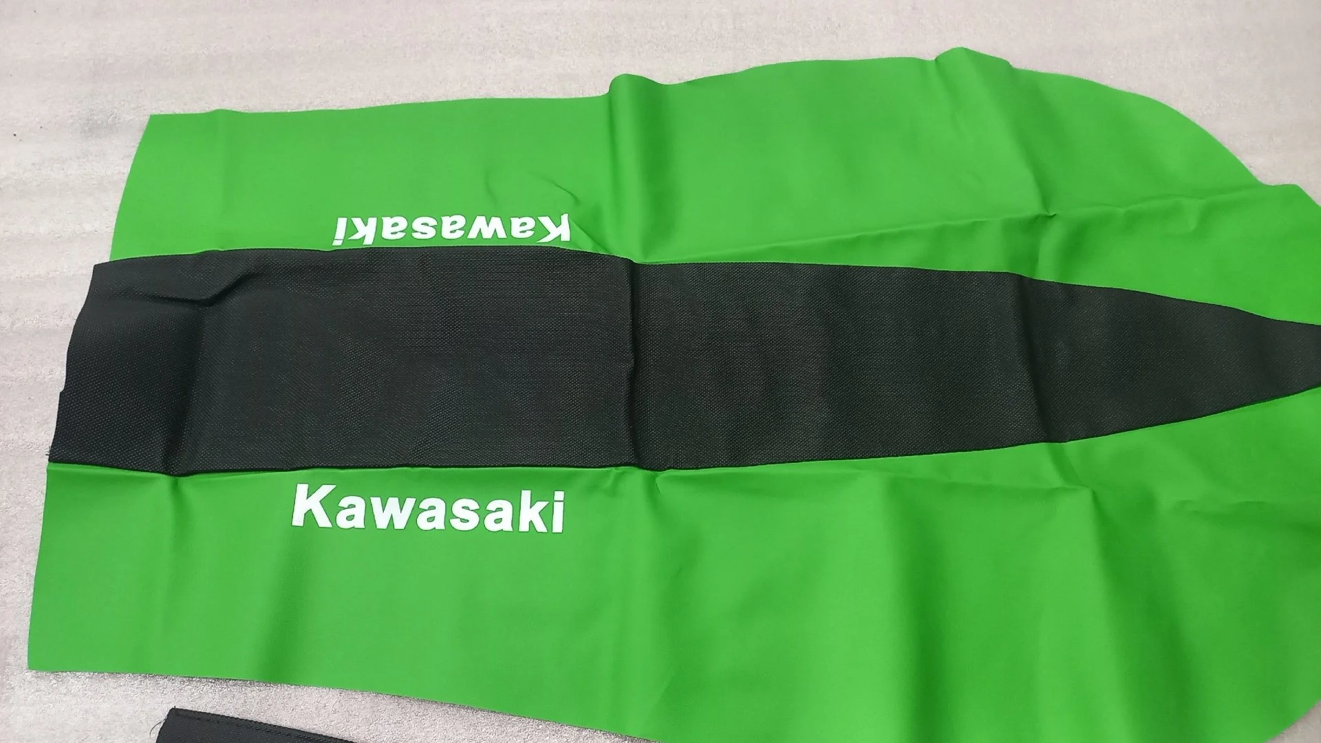 Обивка сиденья Kawasaki - миниатюра 3