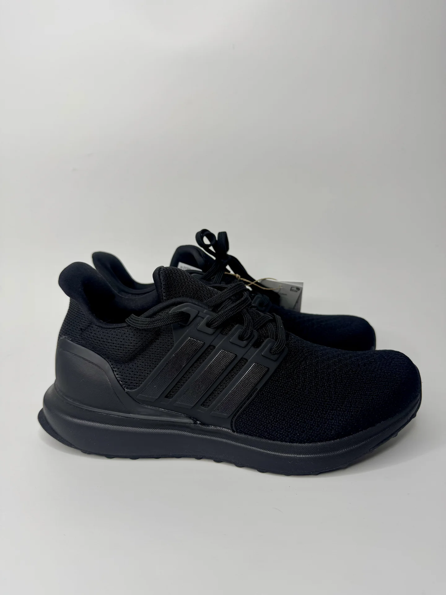Кроссовки adidas оригинал - изображение 1