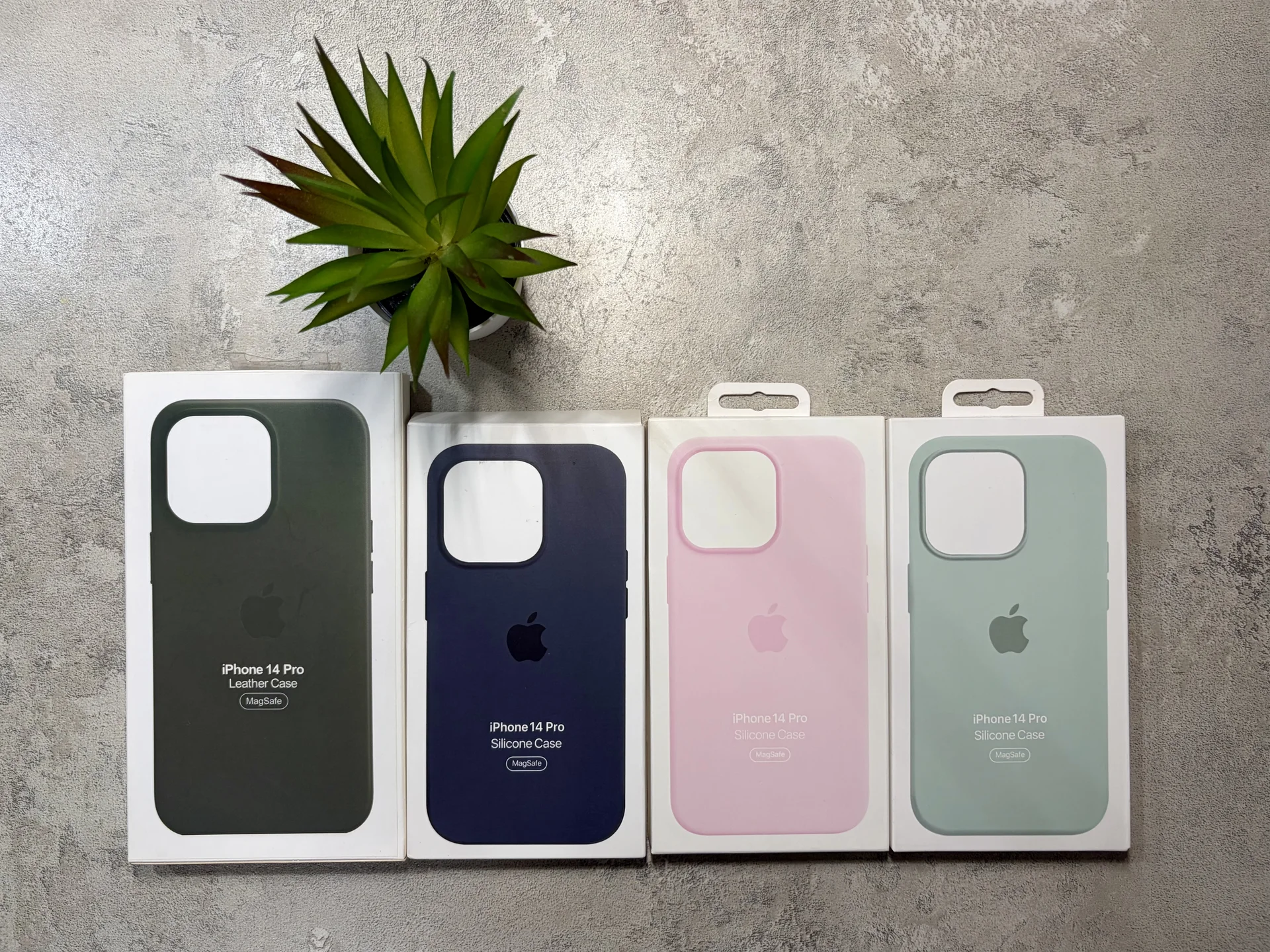 Чехол на iPhone 14 Pro - изображение 1