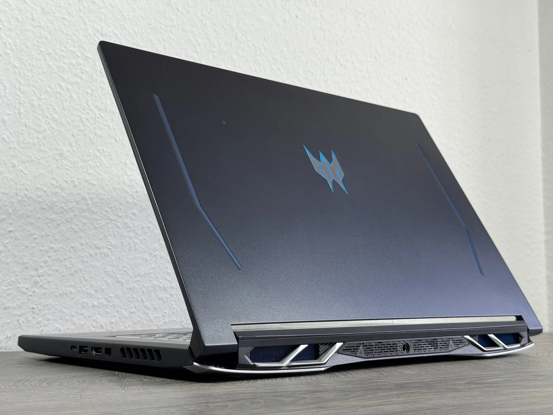 Игровой ноутбук Acer Predator I9 11900H / RTX 3060 - миниатюра 2
