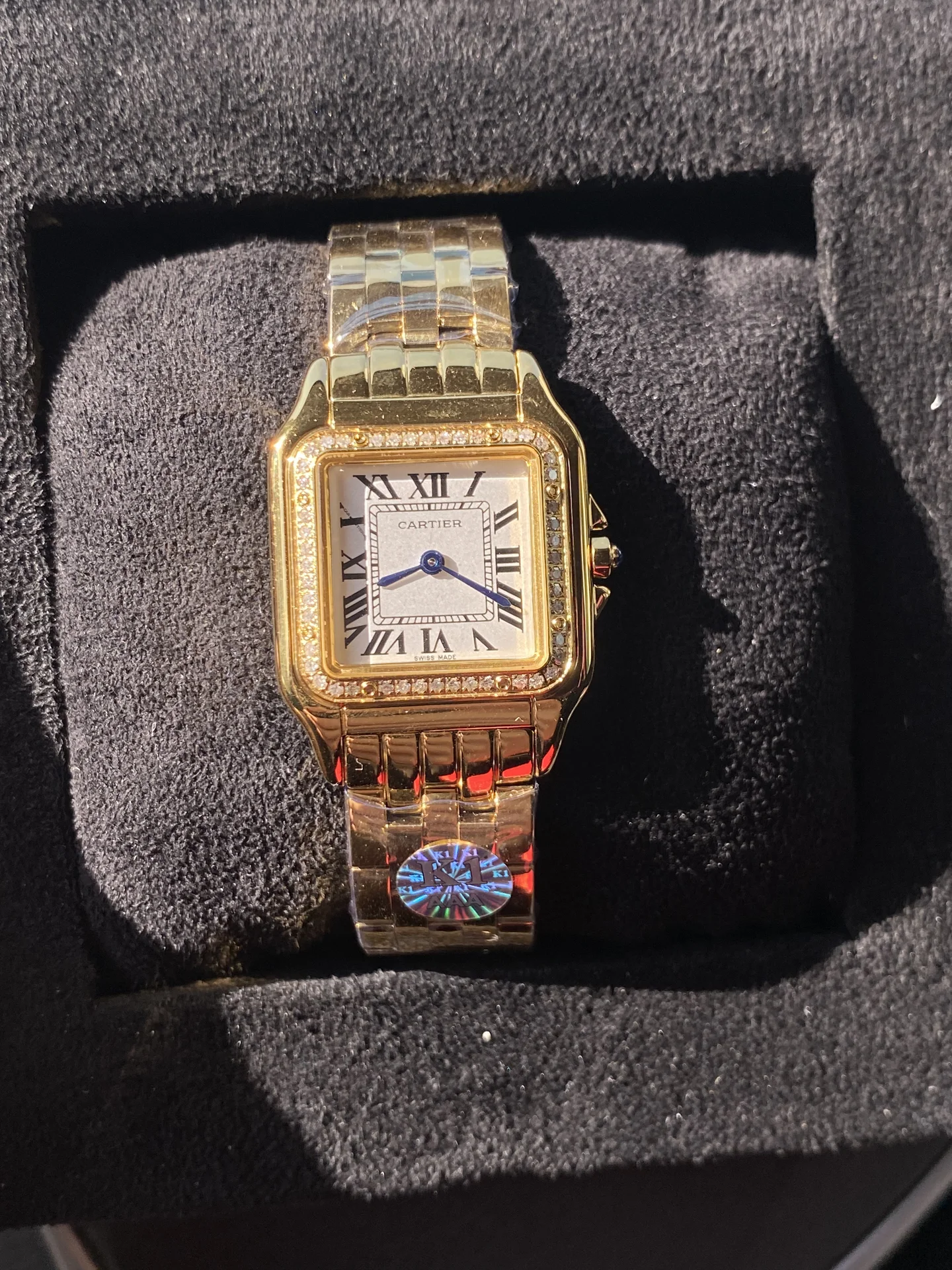 Женские часы Cartier - миниатюра 2