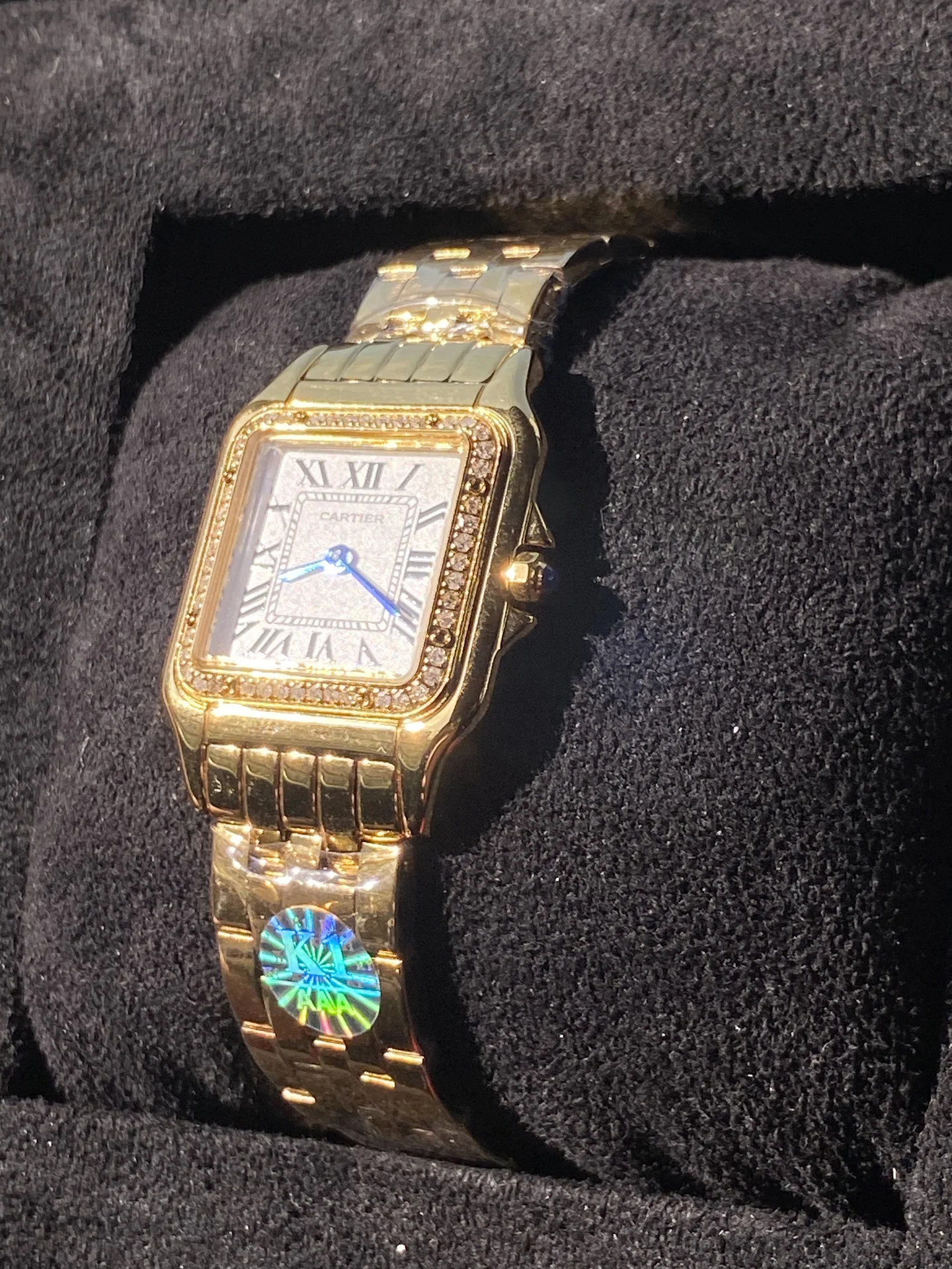 Женские часы Cartier - миниатюра 4