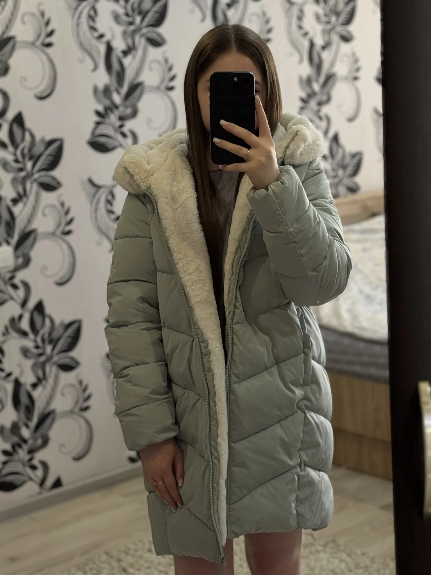 Куртка зимняя женская