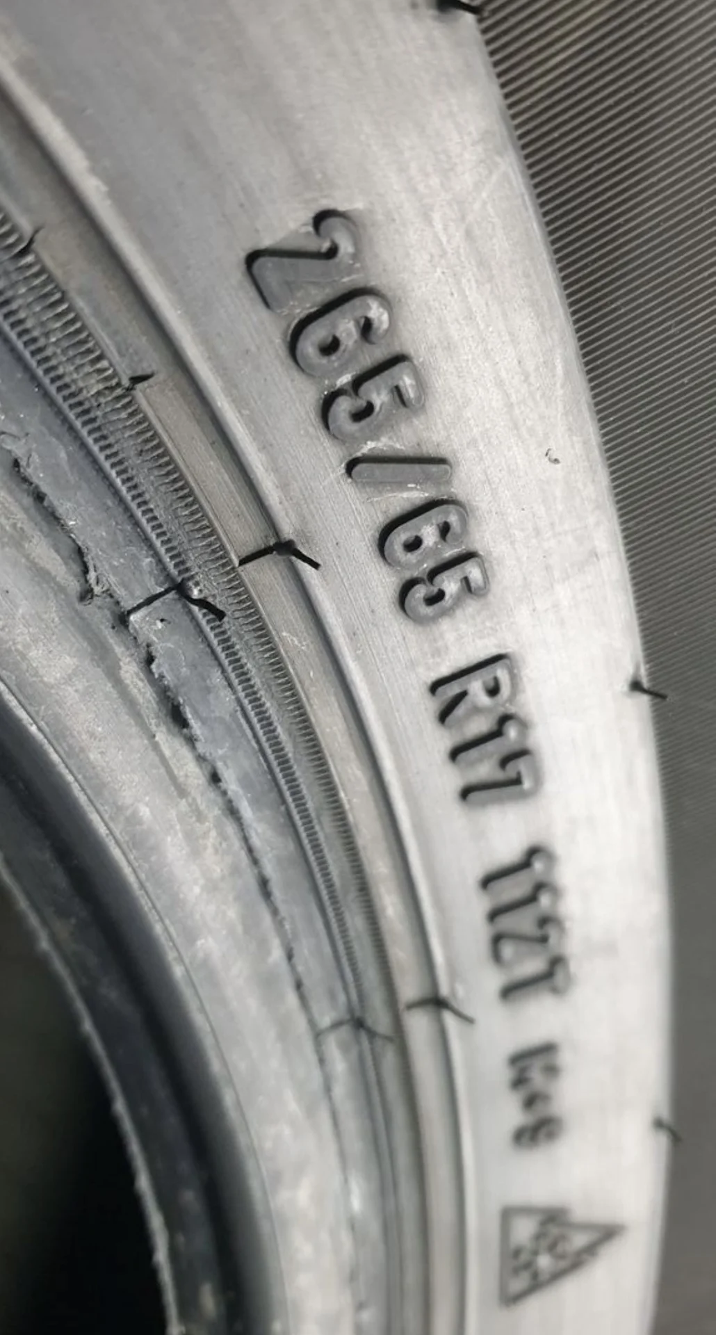 Pirelli Ice Zero SUV 265/65 R17 на дисках от мерса